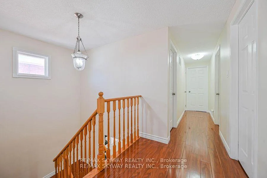 Photo 17 of 117 Richvale Drive S, Brampton, Heart Lake East — HOMEH