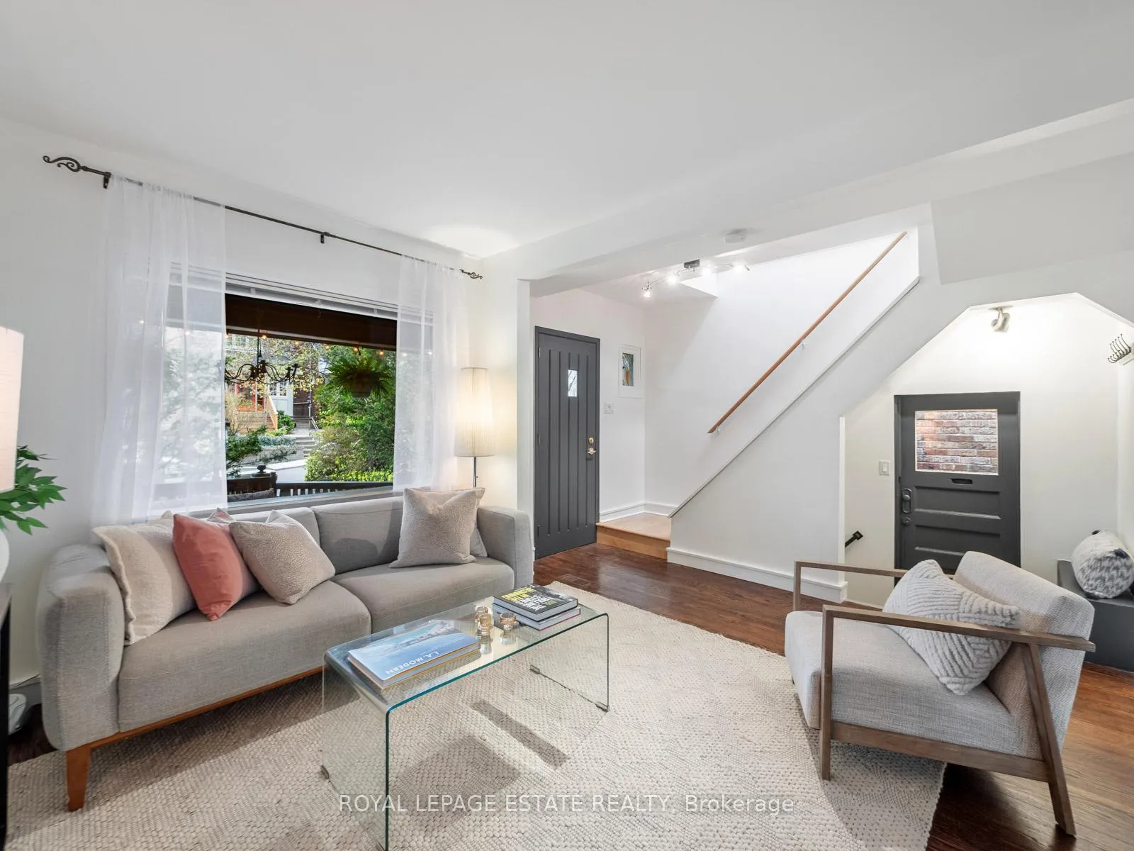 Photo 7 of 71 Glenmount Park Road, Toronto, East End-Danforth — HOMEH