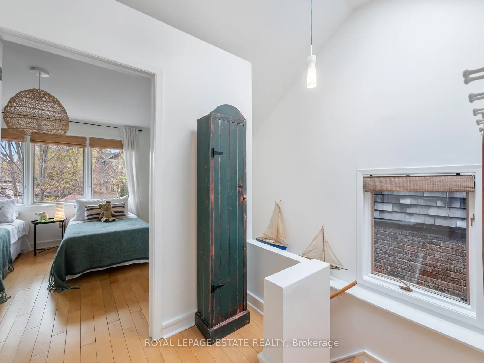Photo 19 of 71 Glenmount Park Road, Toronto, East End-Danforth — HOMEH