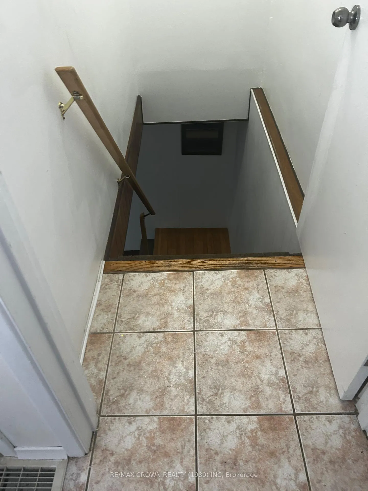 Photo 25 of 37 Leonard Moonbeam Avenue N, Kapuskasing — HOMEH