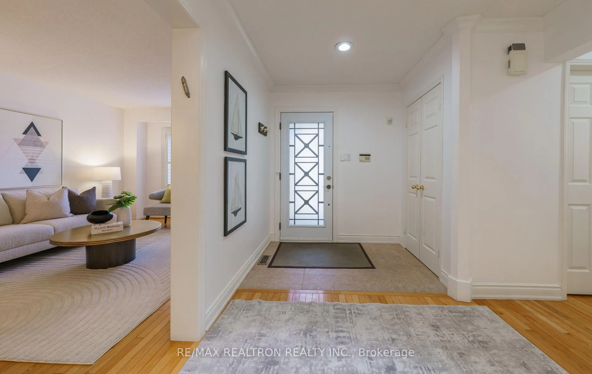 Photo 16 of 599 York Hill Boulevard, Vaughan, Crestwood-Springfarm-Yorkhill — HOMEH