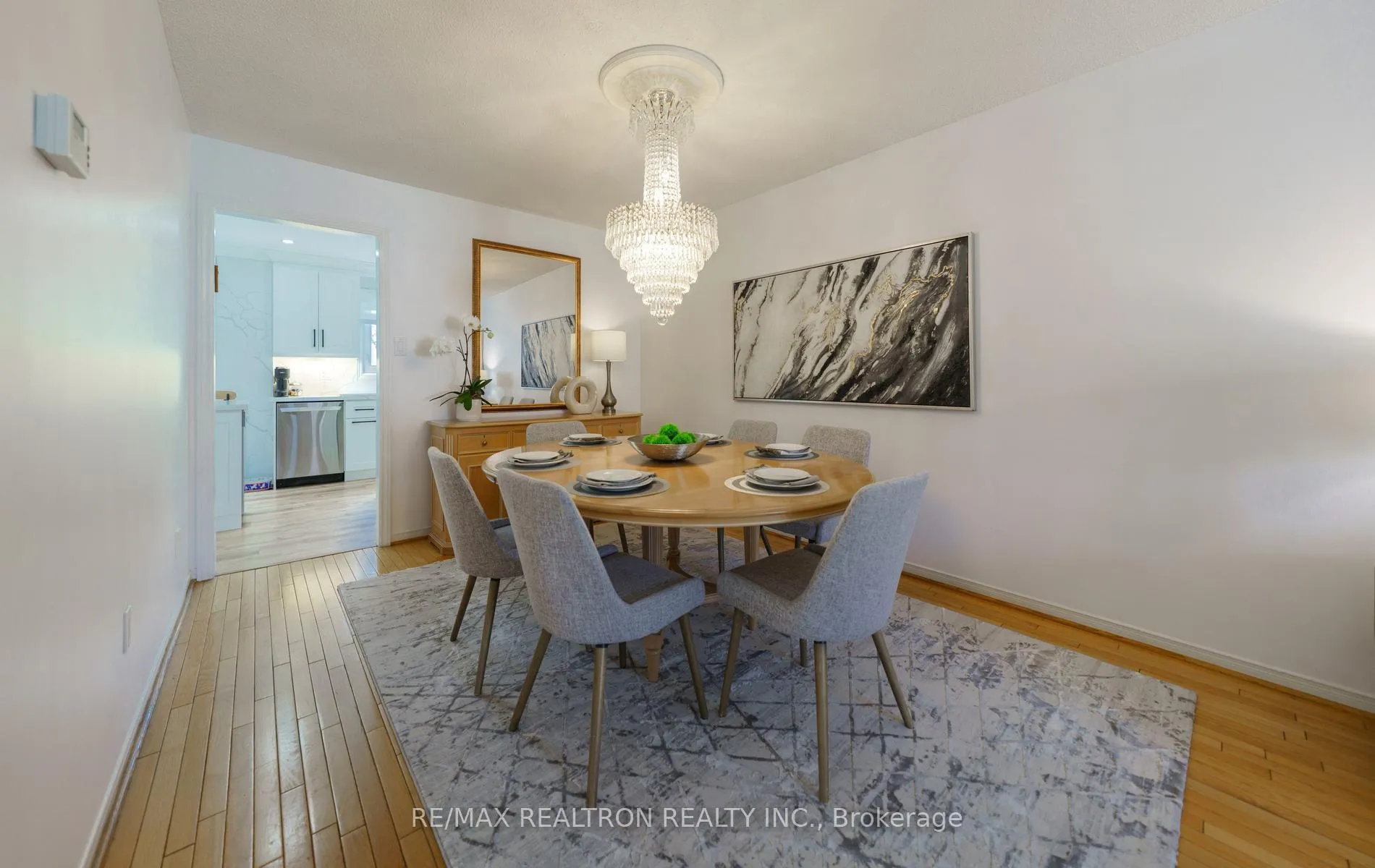 Photo 21 of 599 York Hill Boulevard, Vaughan, Crestwood-Springfarm-Yorkhill — HOMEH