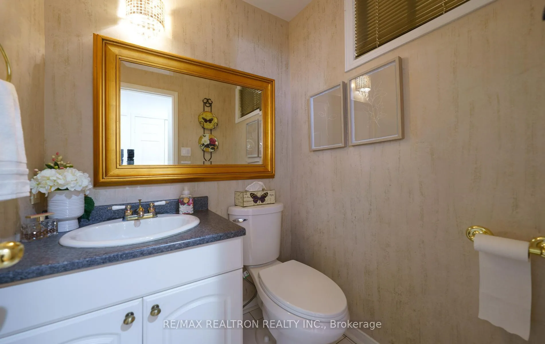 Photo 31 of 599 York Hill Boulevard, Vaughan, Crestwood-Springfarm-Yorkhill — HOMEH