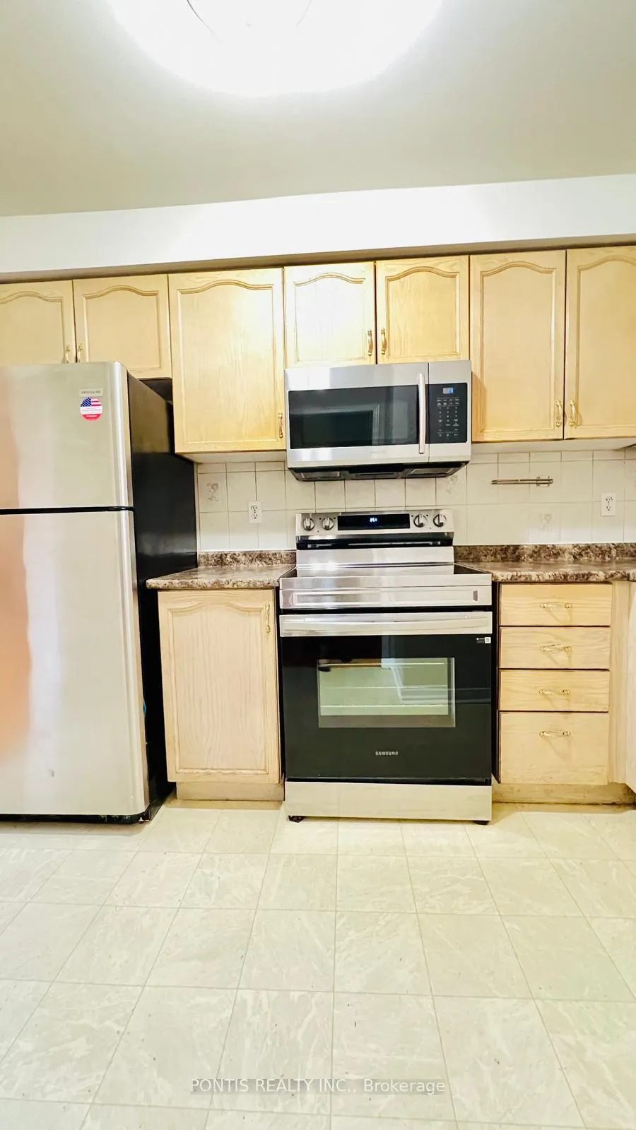 Photo 11 of 33 Clover Bloom Road, Brampton, Sandringham-Wellington — HOMEH