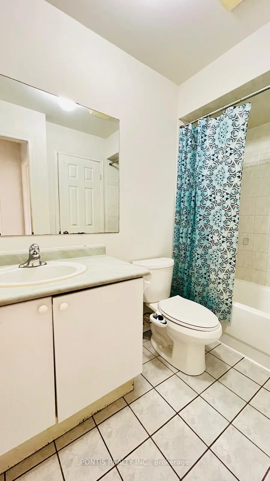 Photo 17 of 33 Clover Bloom Road, Brampton, Sandringham-Wellington — HOMEH