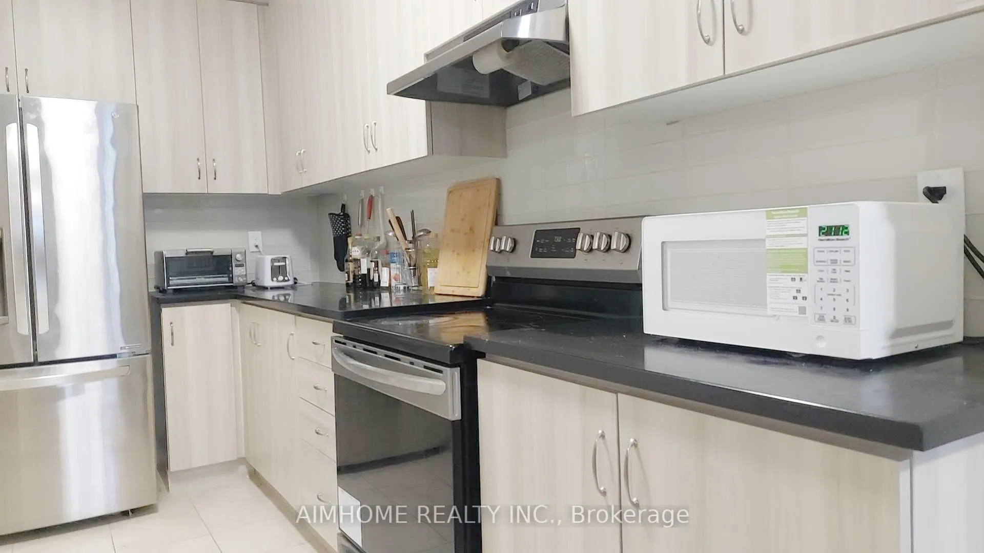 Photo 4 of 51 Frederick Wilson Avenue, Markham, Cornell — HOMEH