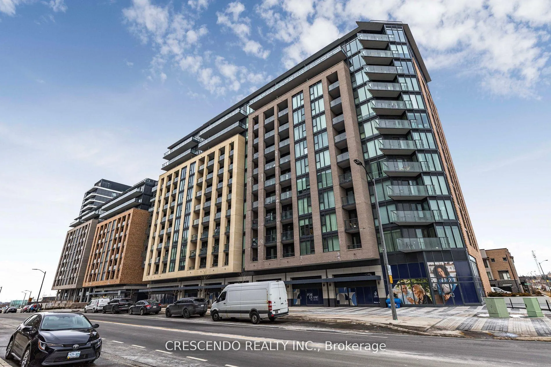 Photo 2 of Unit 1207, 100 Eagle Rock Way, Vaughan, Maple — HOMEH