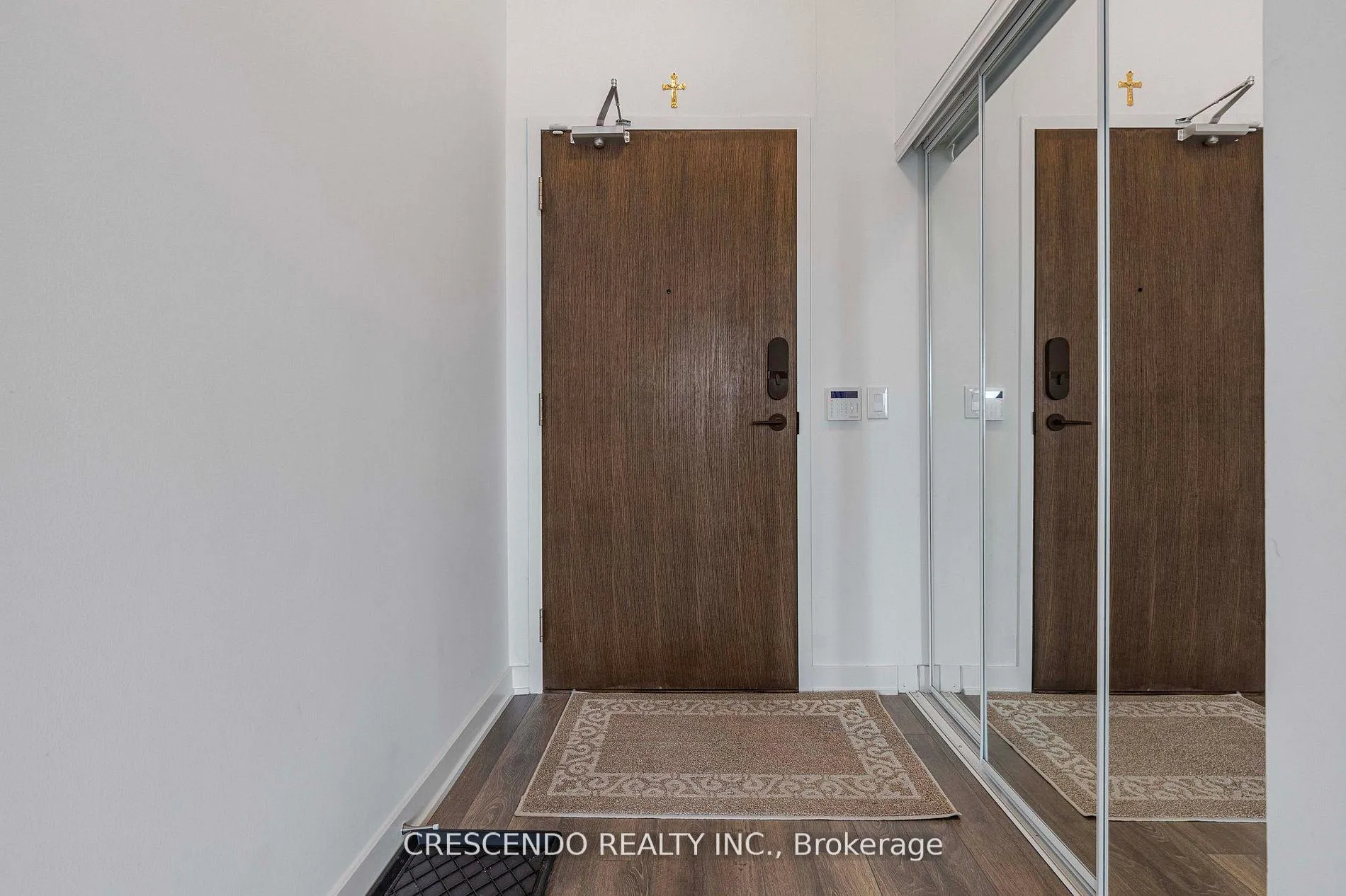 Photo 6 of Unit 1207, 100 Eagle Rock Way, Vaughan, Maple — HOMEH