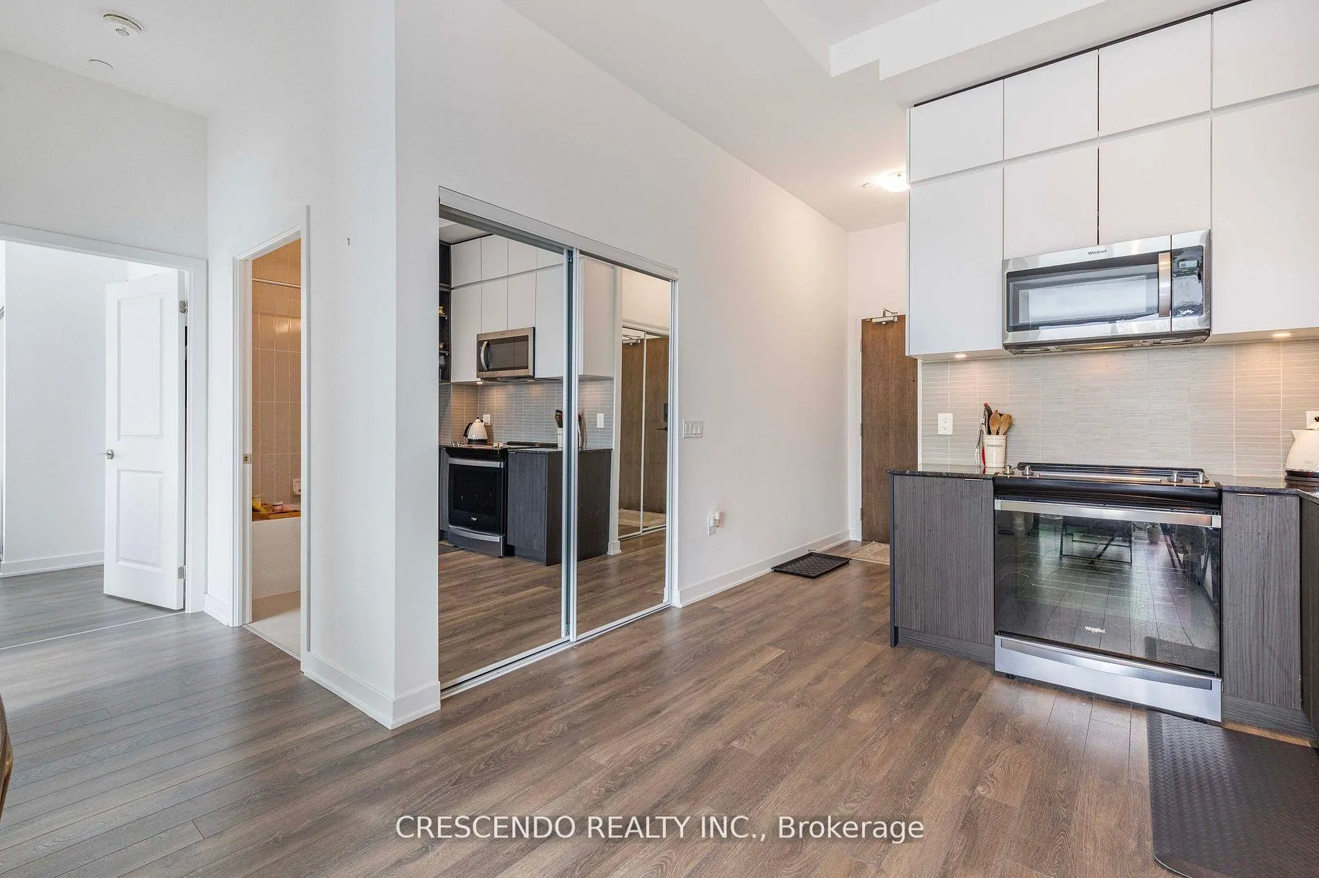 Photo 13 of Unit 1207, 100 Eagle Rock Way, Vaughan, Maple — HOMEH