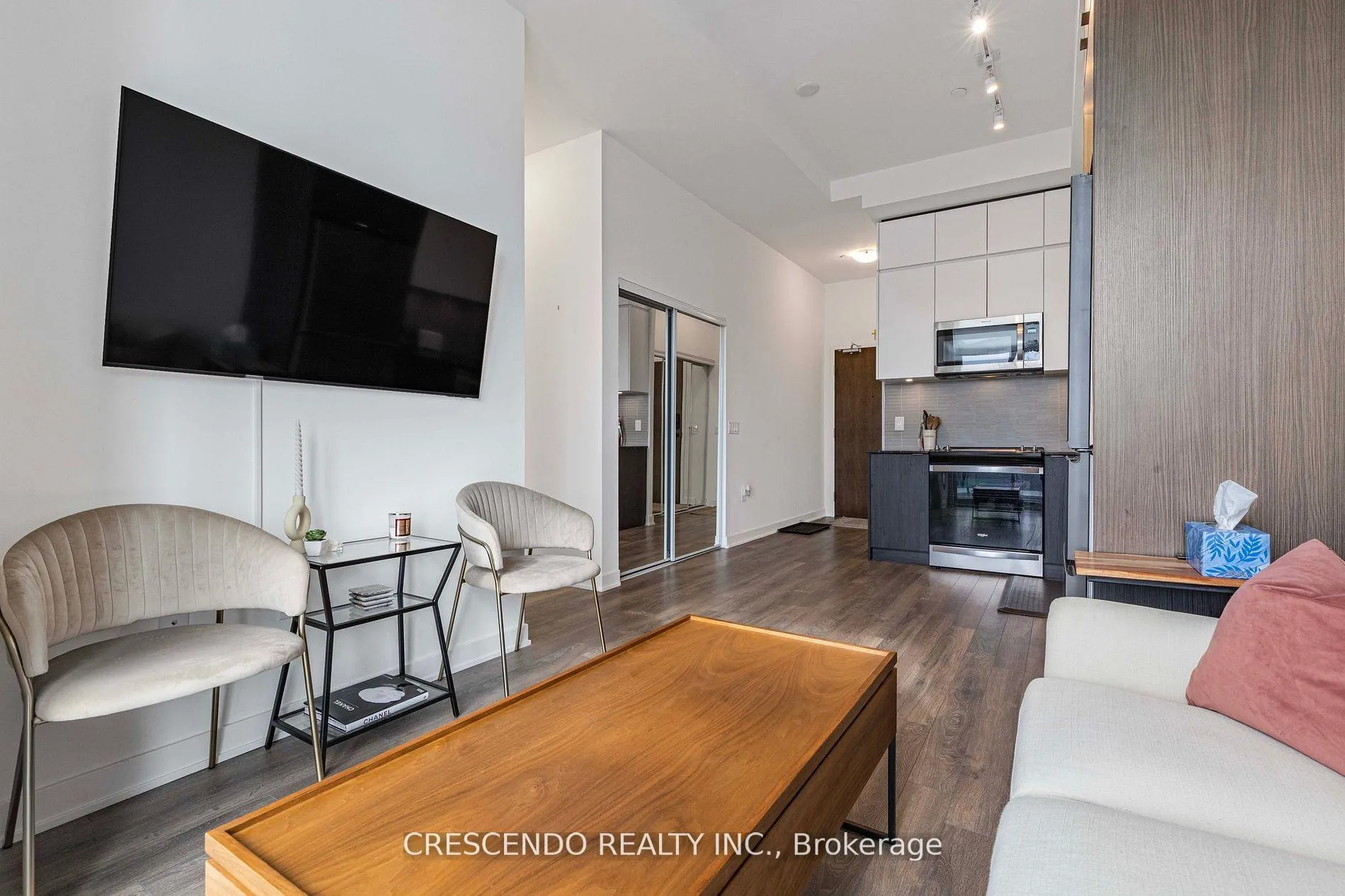 Photo 14 of Unit 1207, 100 Eagle Rock Way, Vaughan, Maple — HOMEH