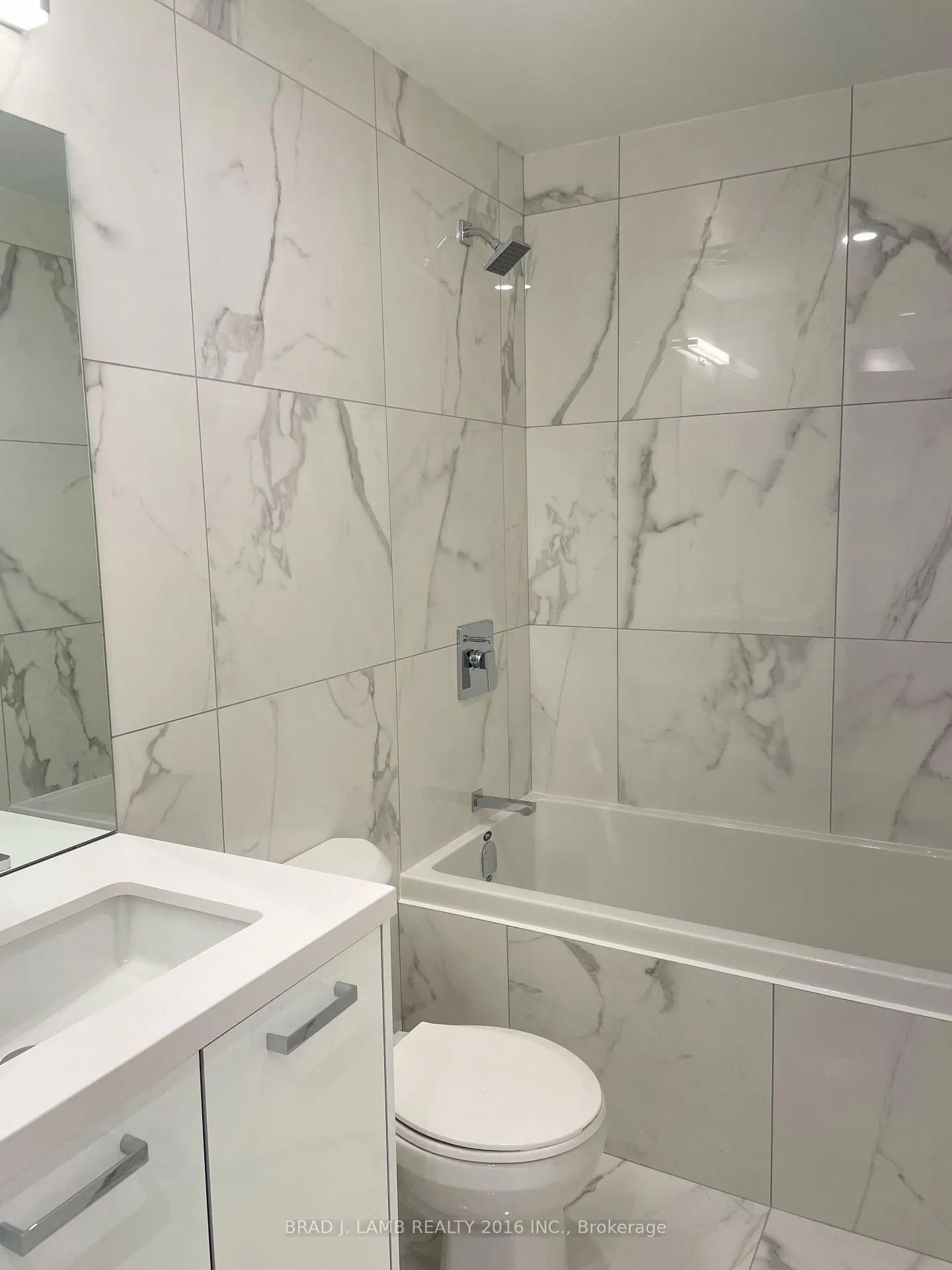 Photo 5 of Unit 1606, 284 King Street E, Toronto, Moss Park — HOMEH
