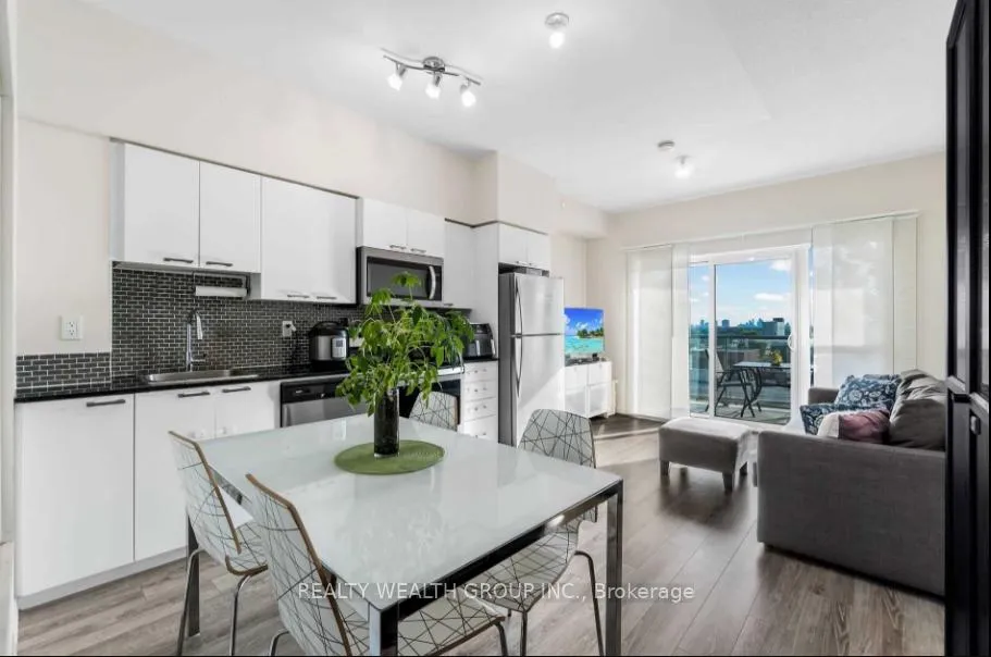 Photo 3 of Unit 907, 2150 Lawrence Avenue E, Scarborough, Wexford-Maryvale — HOMEH