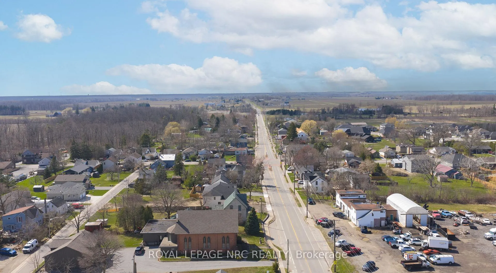 Photo 4 of 4173 Linden Street, Lincoln, Escarpment — HOMEH