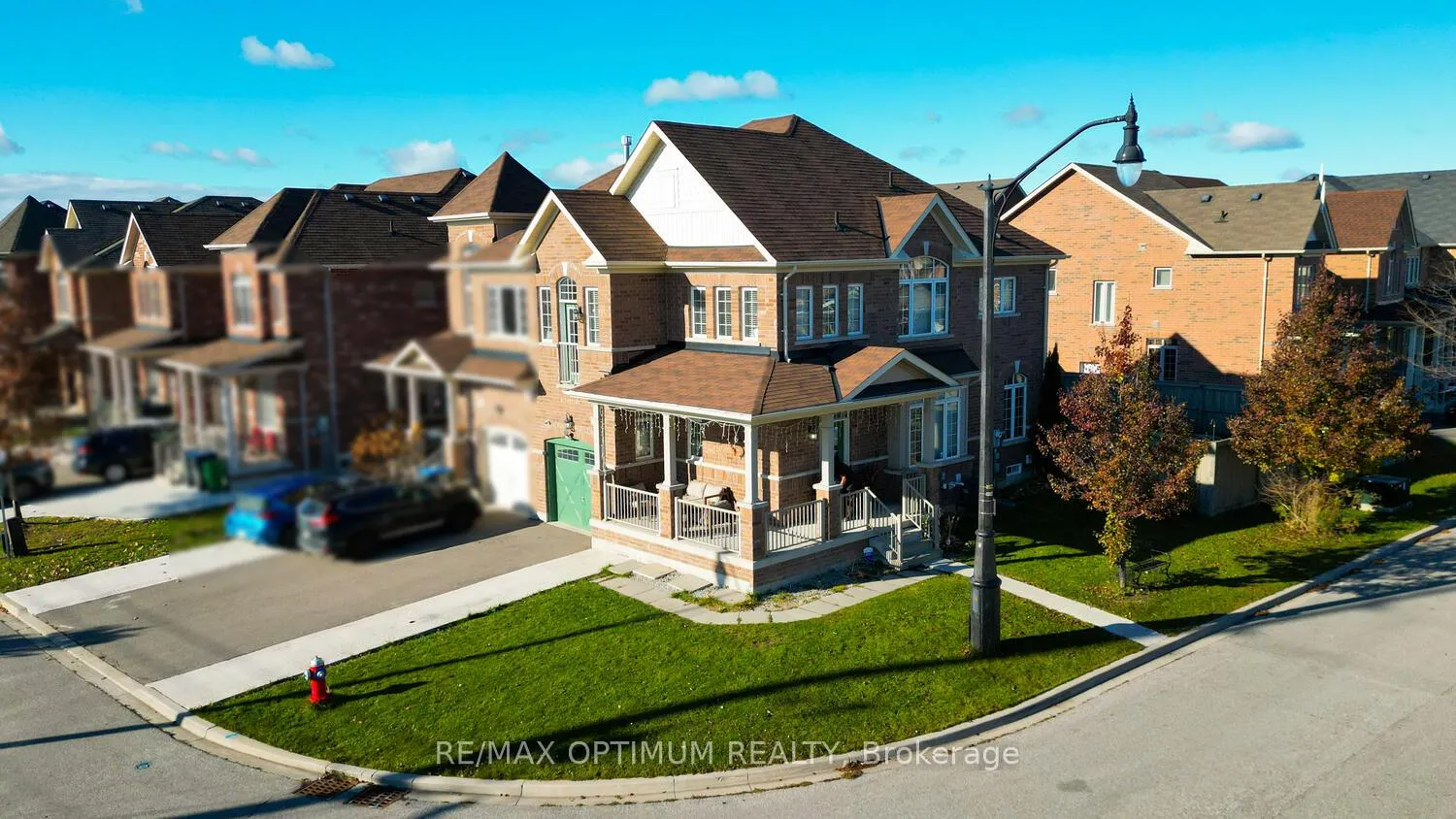 Photo 41 of 39 Divinity Circle, Brampton, Northwest Brampton — HOMEH