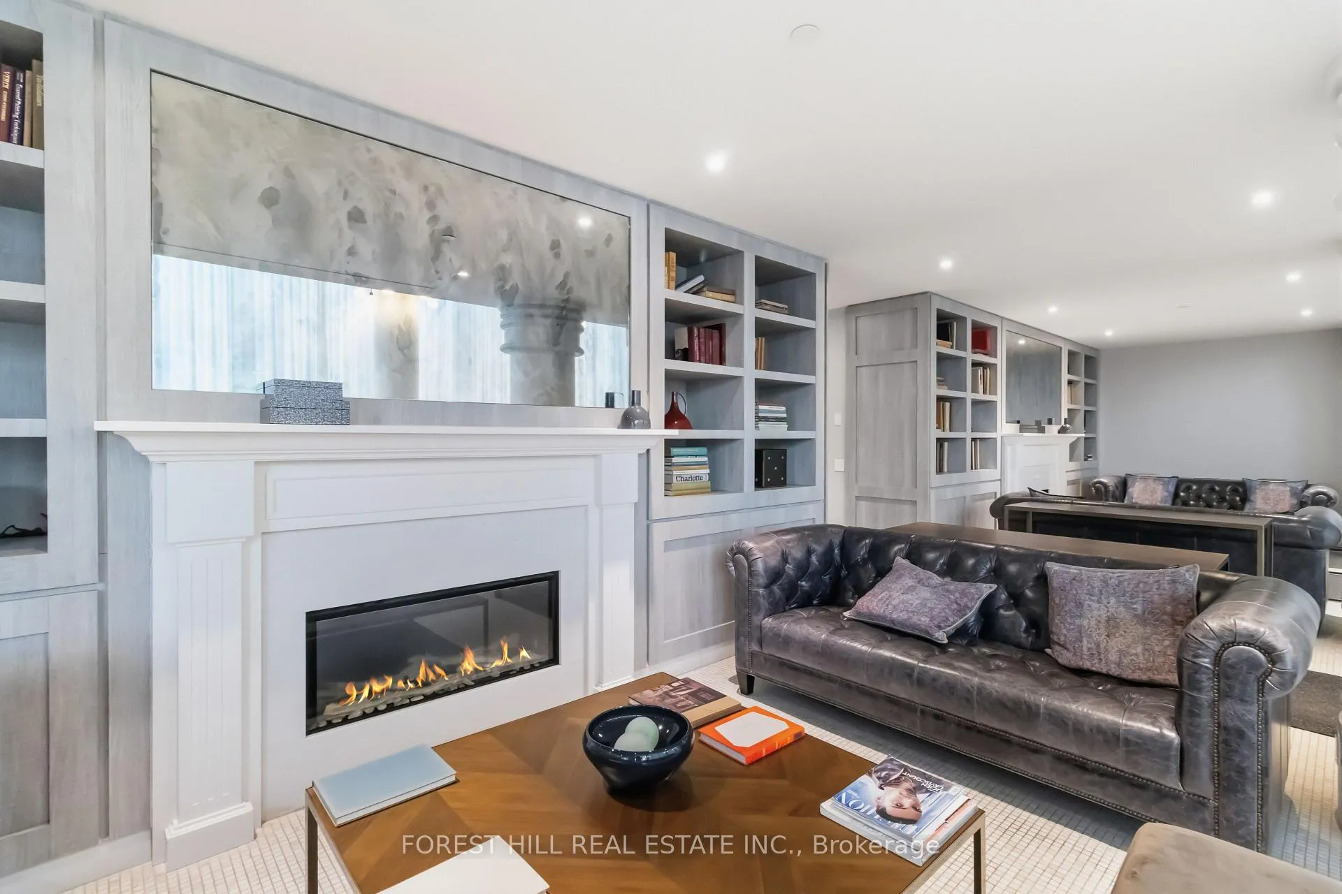 Photo 11 of Unit 819, 33 Helendale Avenue, Toronto, Yonge-Eglinton — HOMEH
