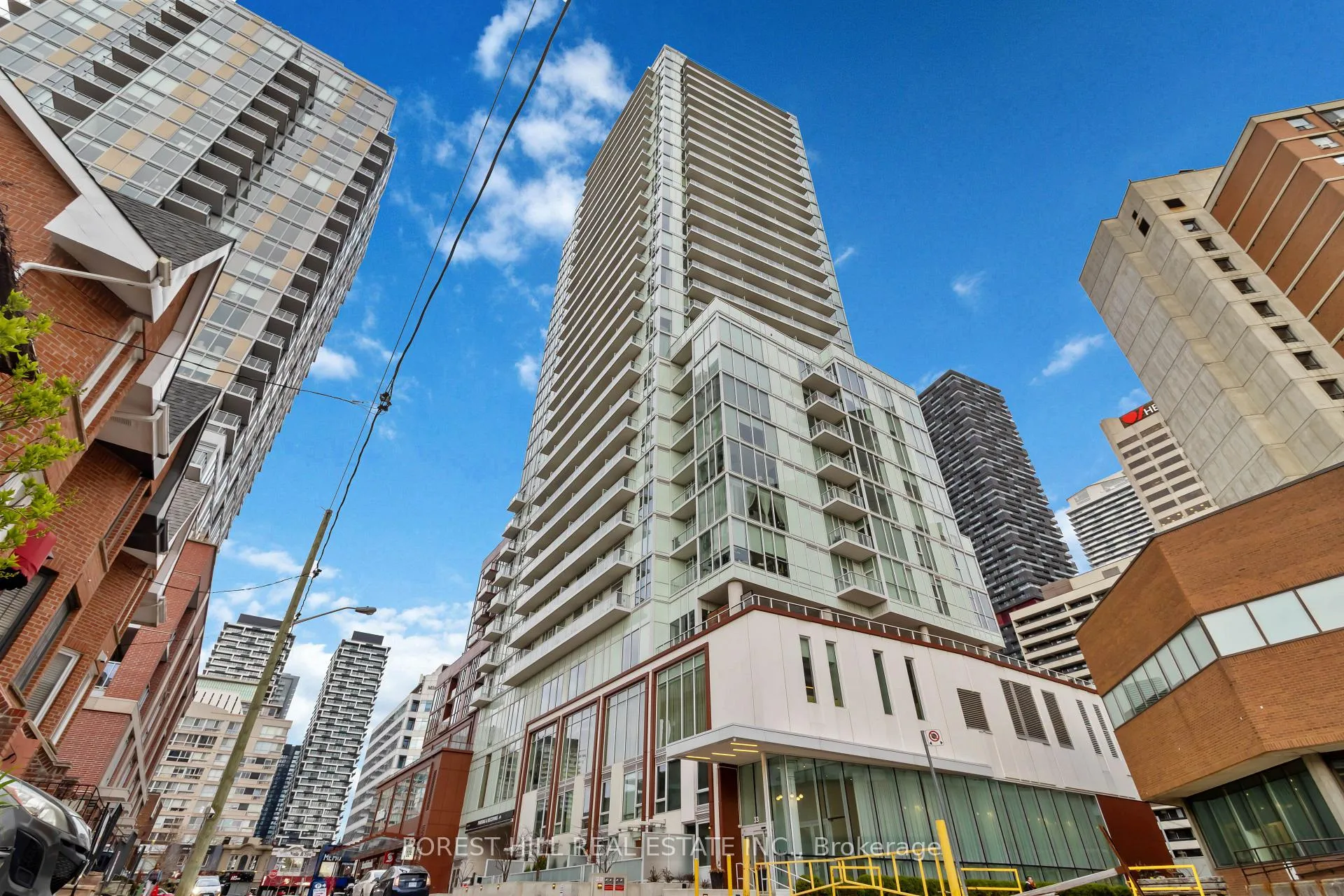 Photo 12 of Unit 819, 33 Helendale Avenue, Toronto, Yonge-Eglinton — HOMEH