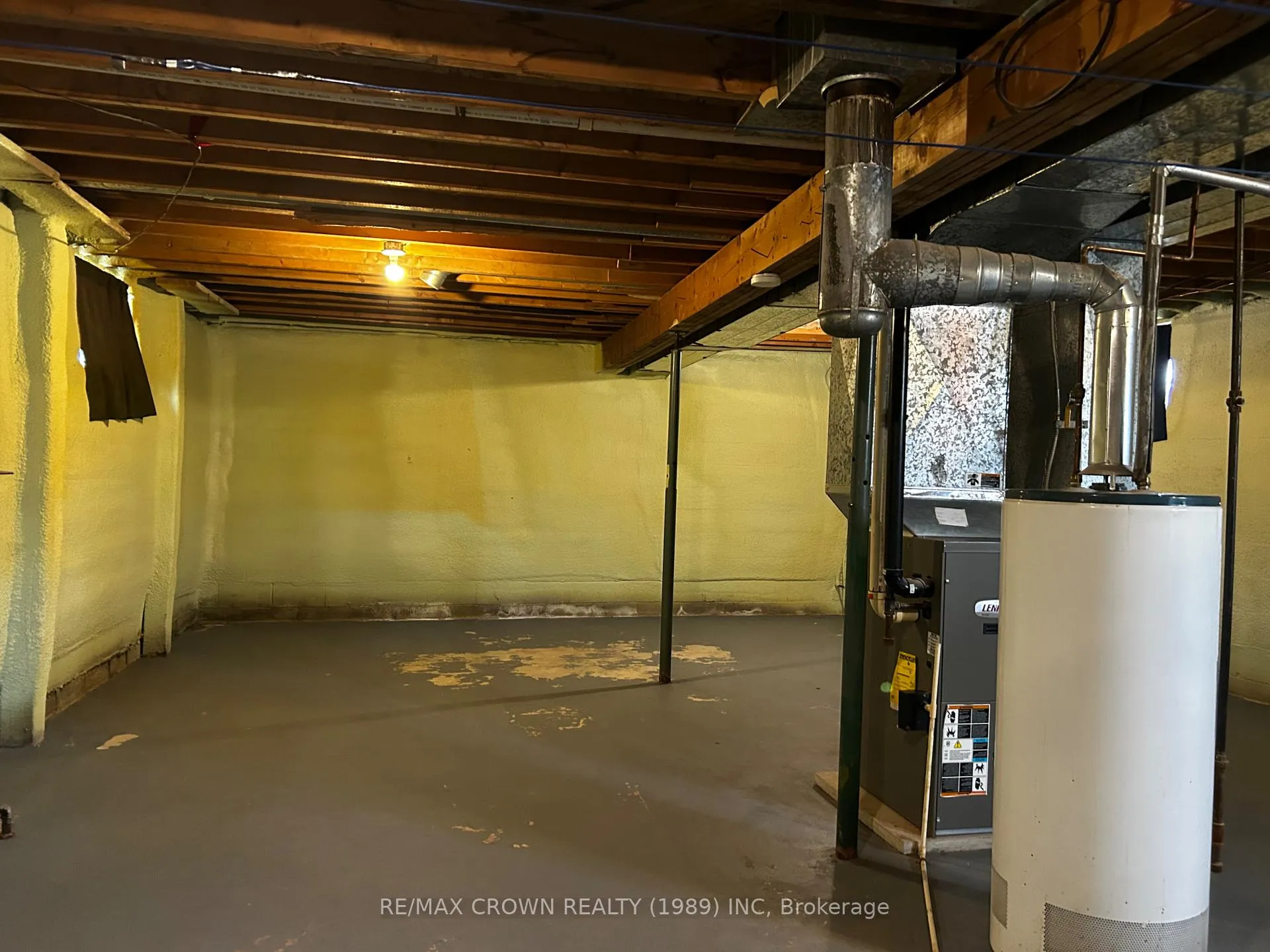 Photo 25 of 11 Ontario Avenue, Kapuskasing — HOMEH
