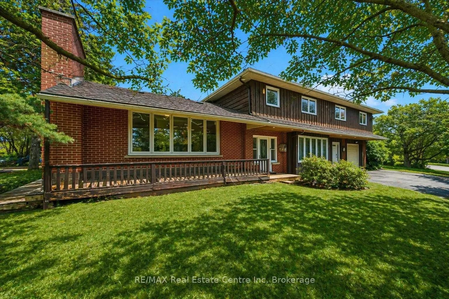 Photo of 500 Watson Parkway S