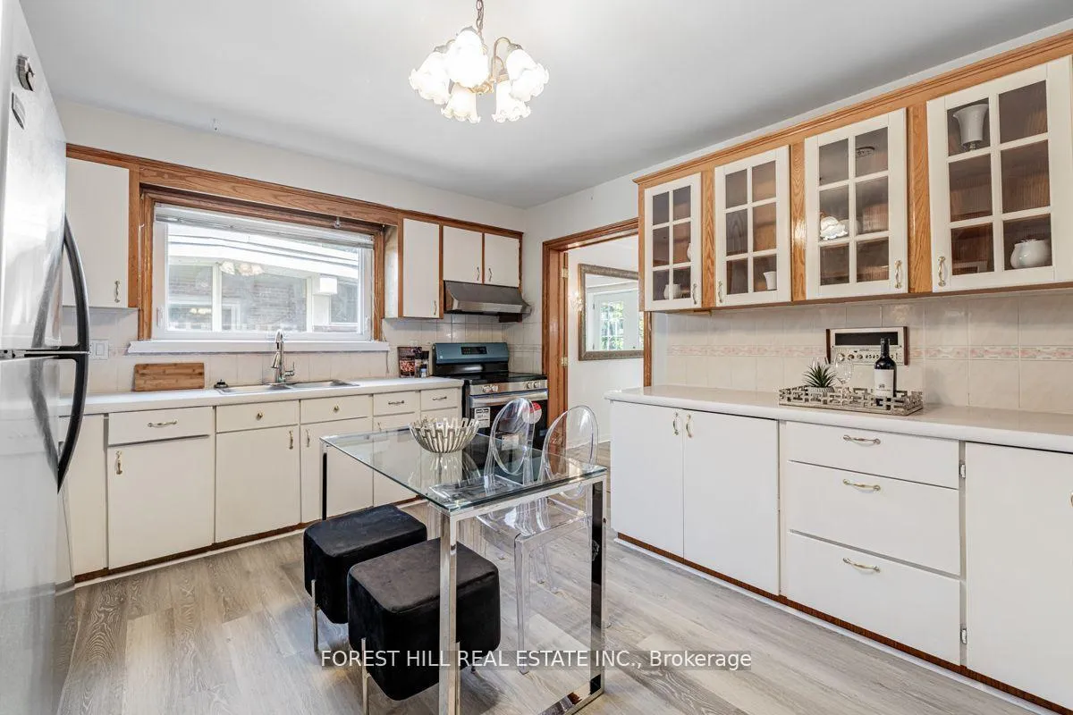 Photo 10 of 2977 Bayview Avenue, North York, Bayview Village — HOMEH