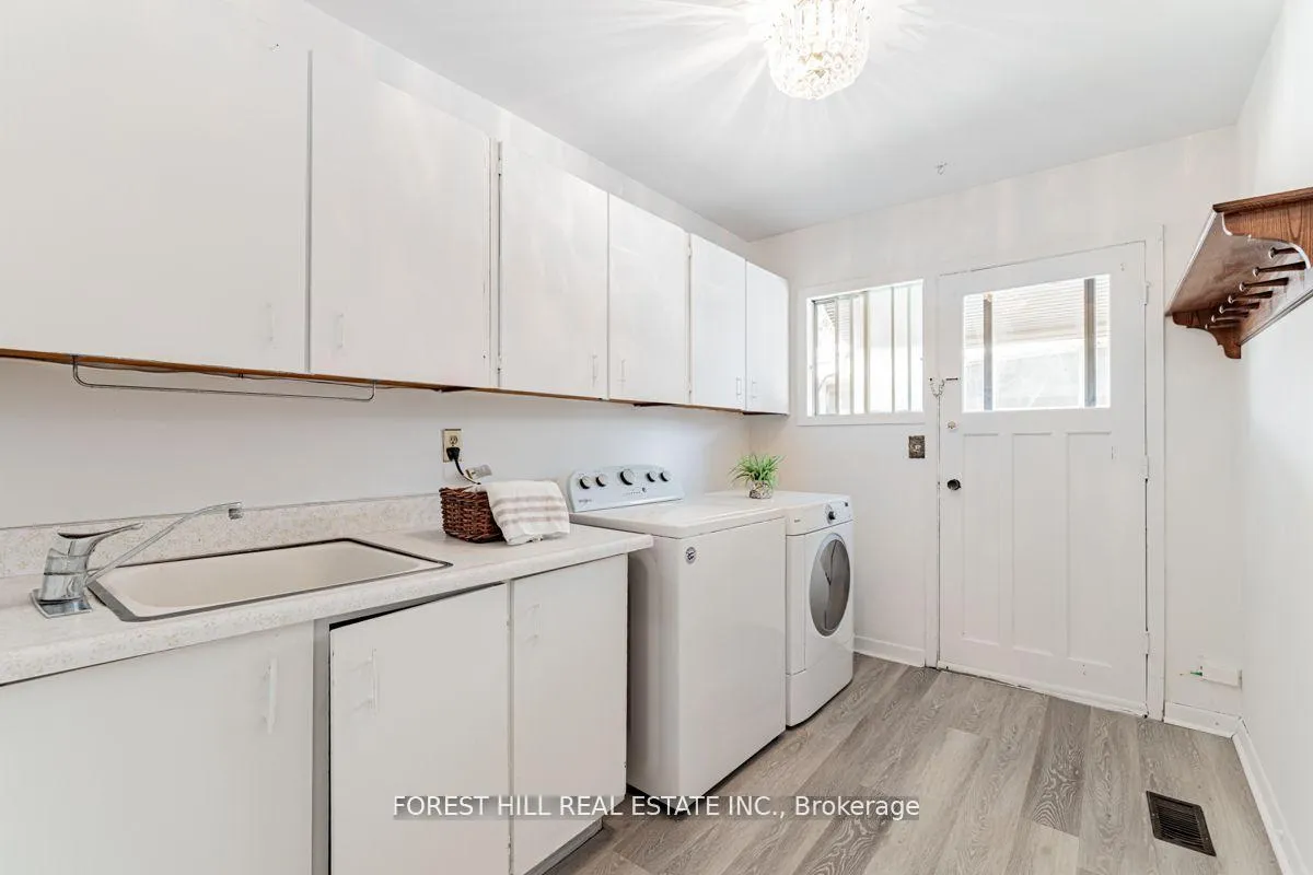 Photo 15 of 2977 Bayview Avenue, North York, Bayview Village — HOMEH