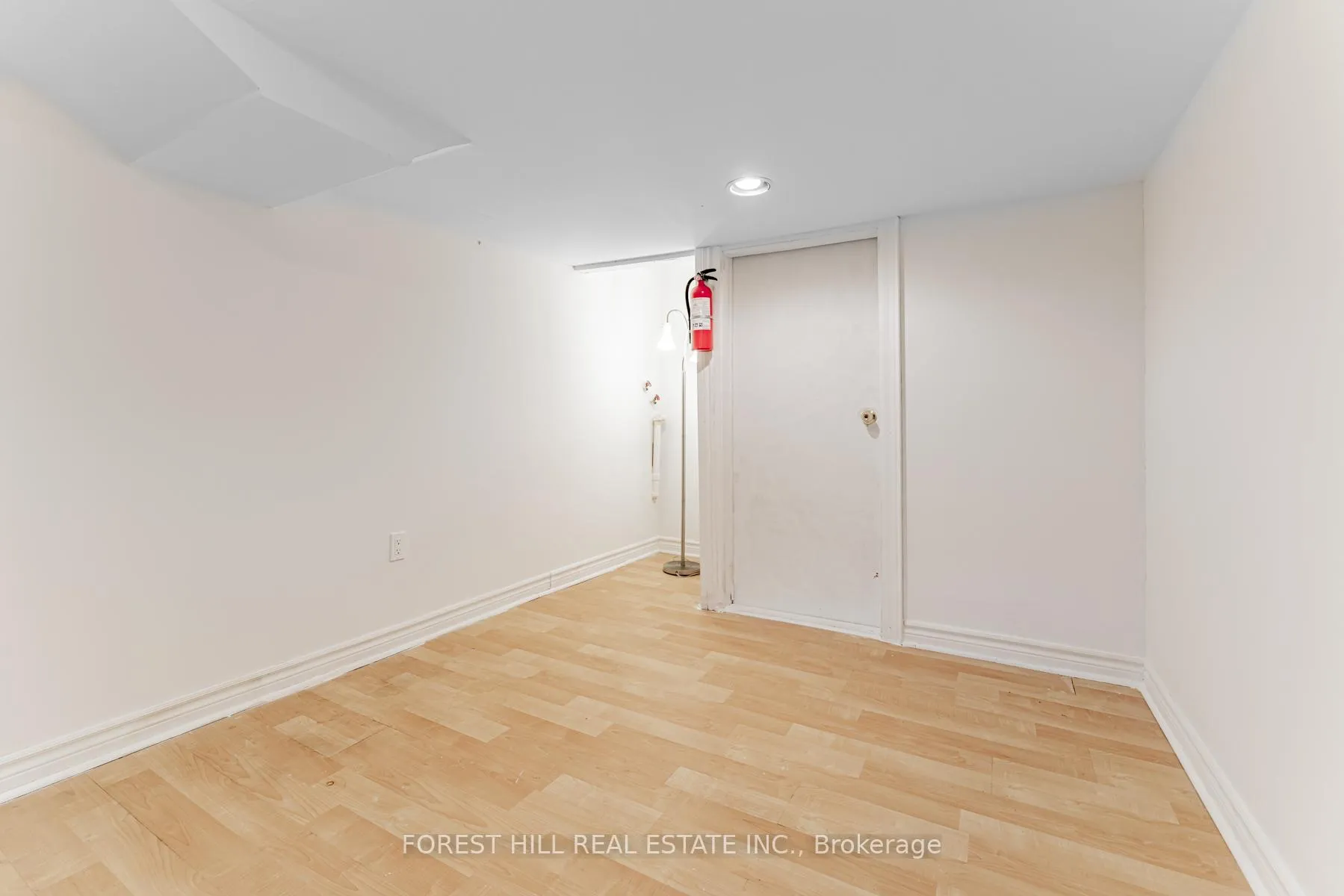 Photo 31 of 2977 Bayview Avenue, North York, Bayview Village — HOMEH