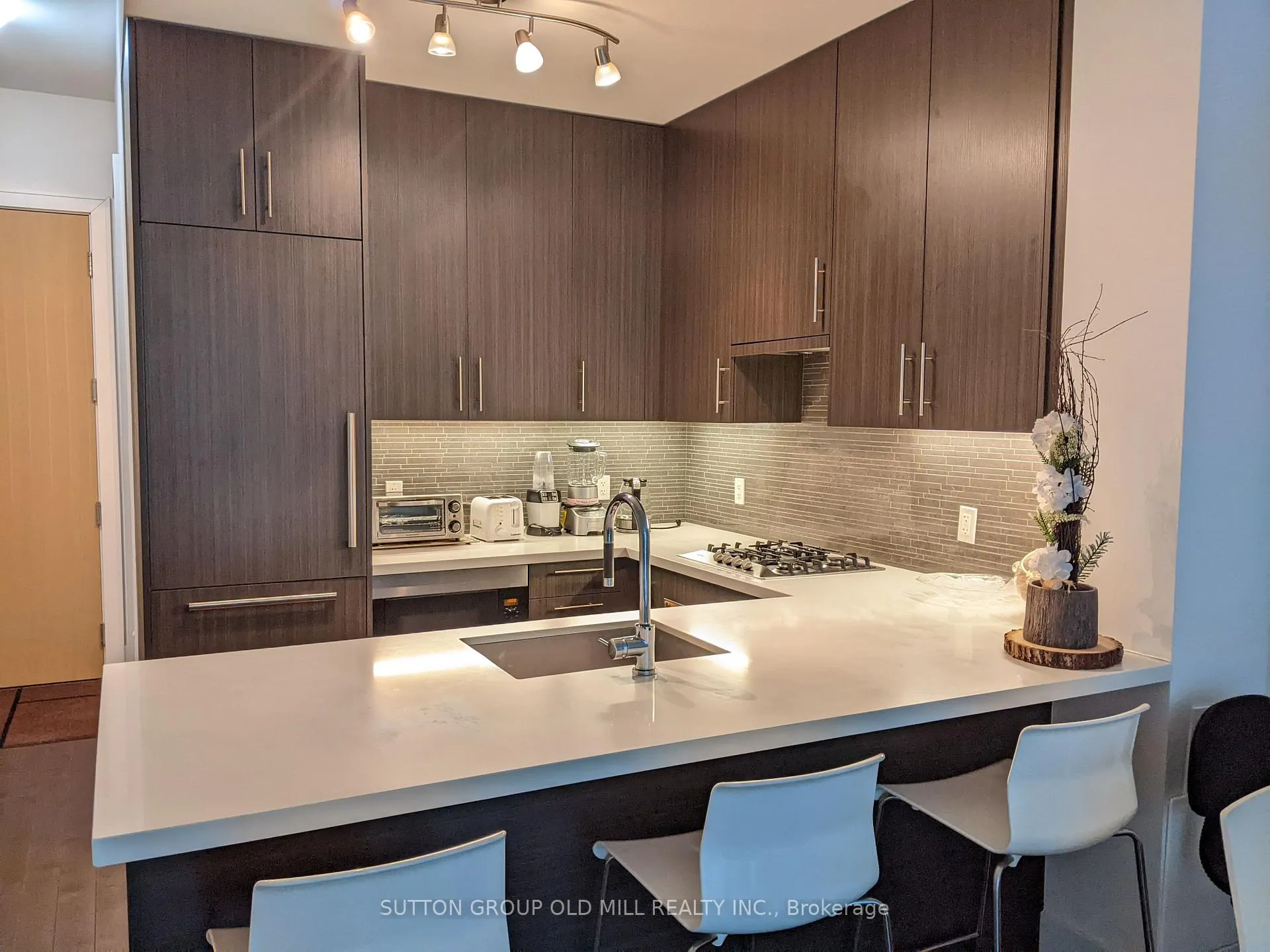 Photo 1 of Unit 522, 29 Queens Quay E, Toronto, Waterfront Communities — HOMEH