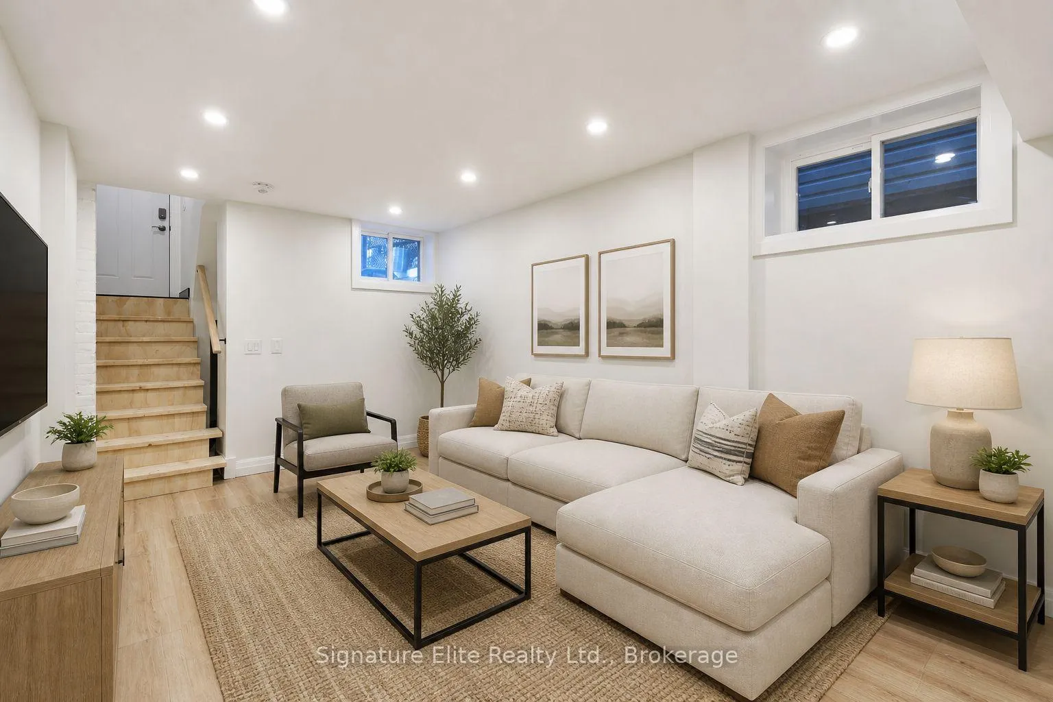 Photo 1 of Unit Lower, 927 Kingston Road, Toronto, The Beaches — HOMEH