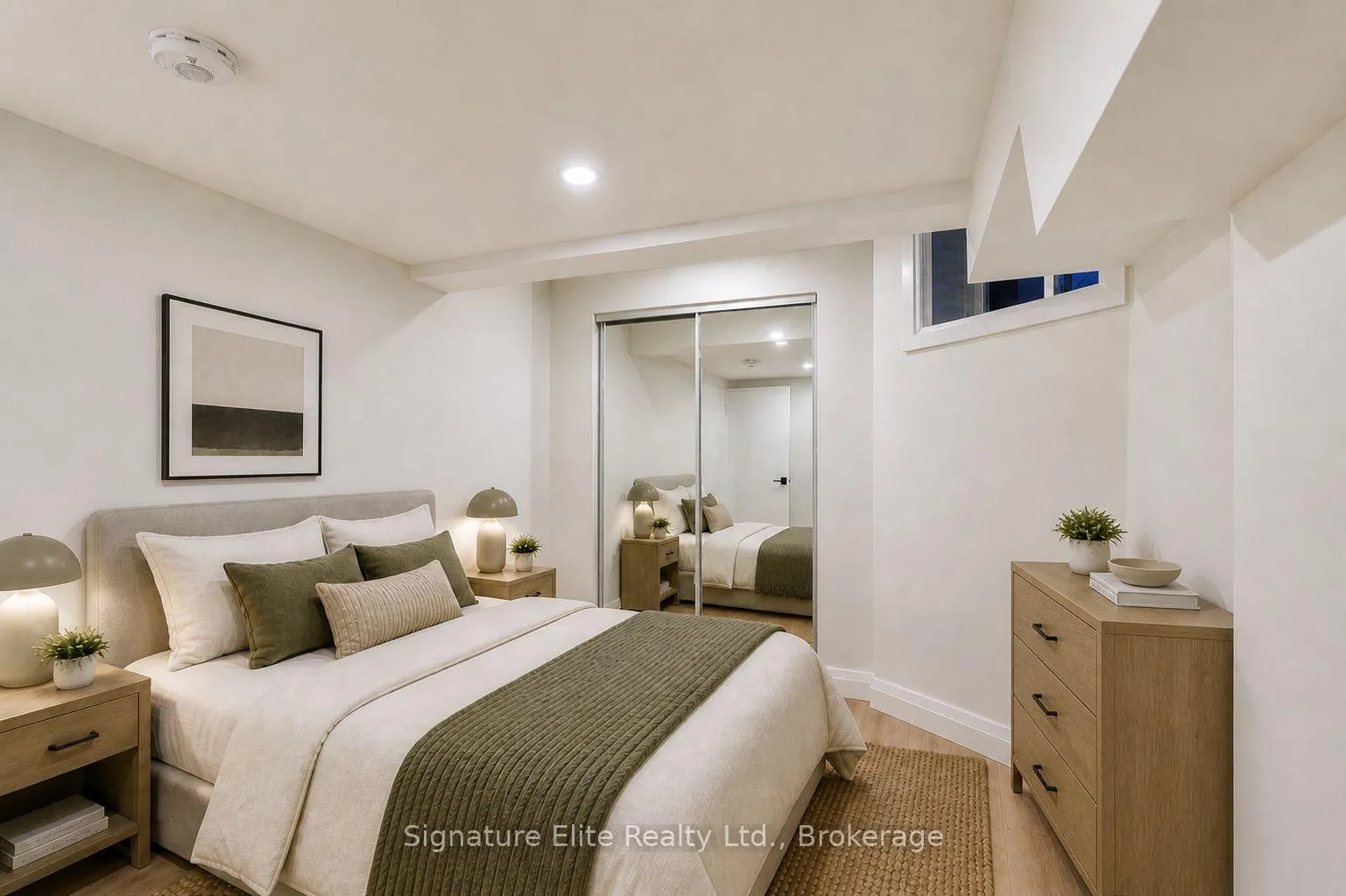 Photo 13 of Unit Lower, 927 Kingston Road, Toronto, The Beaches — HOMEH
