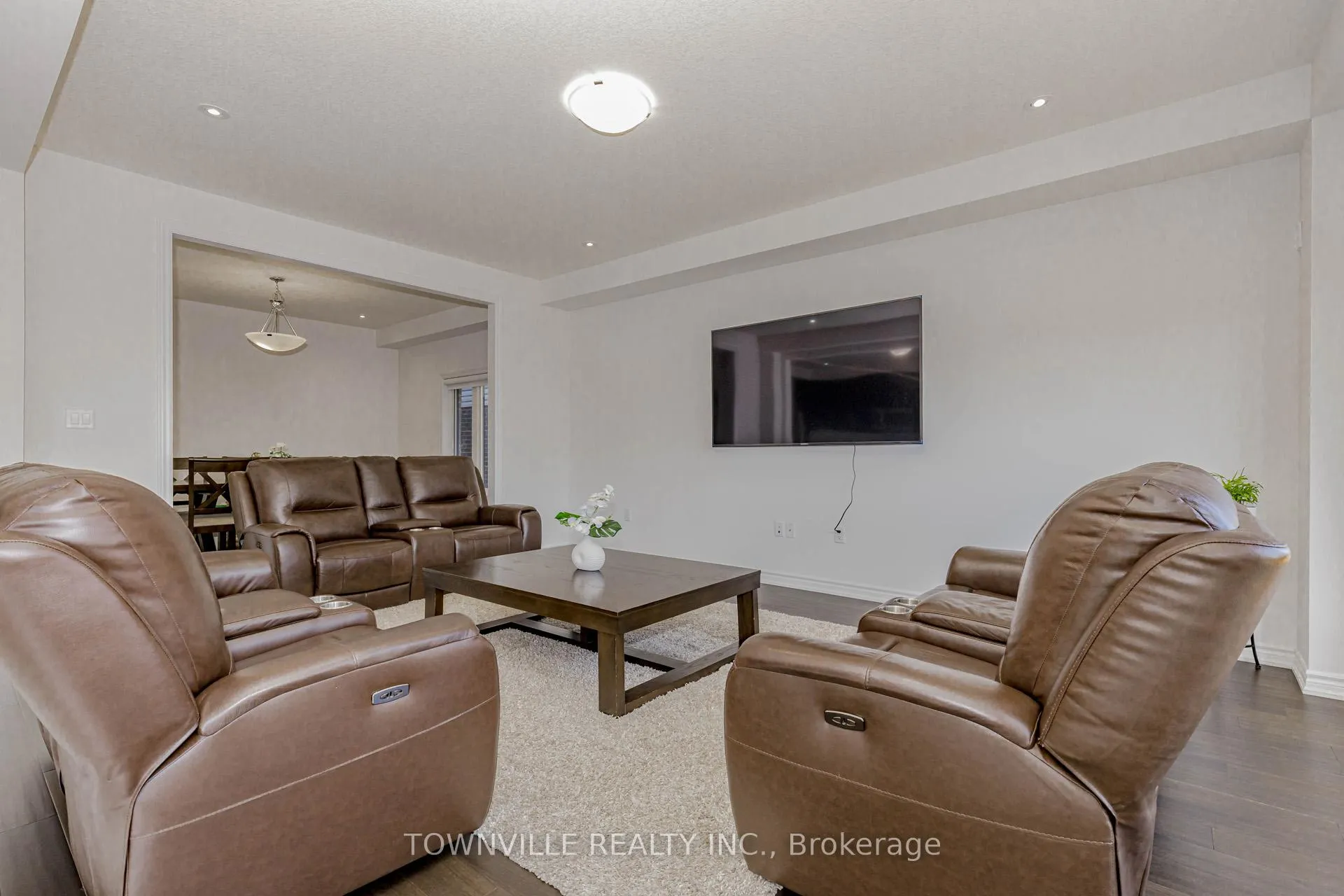 Photo 18 of 460 Blackburn Drive SW, Brantford — HOMEH