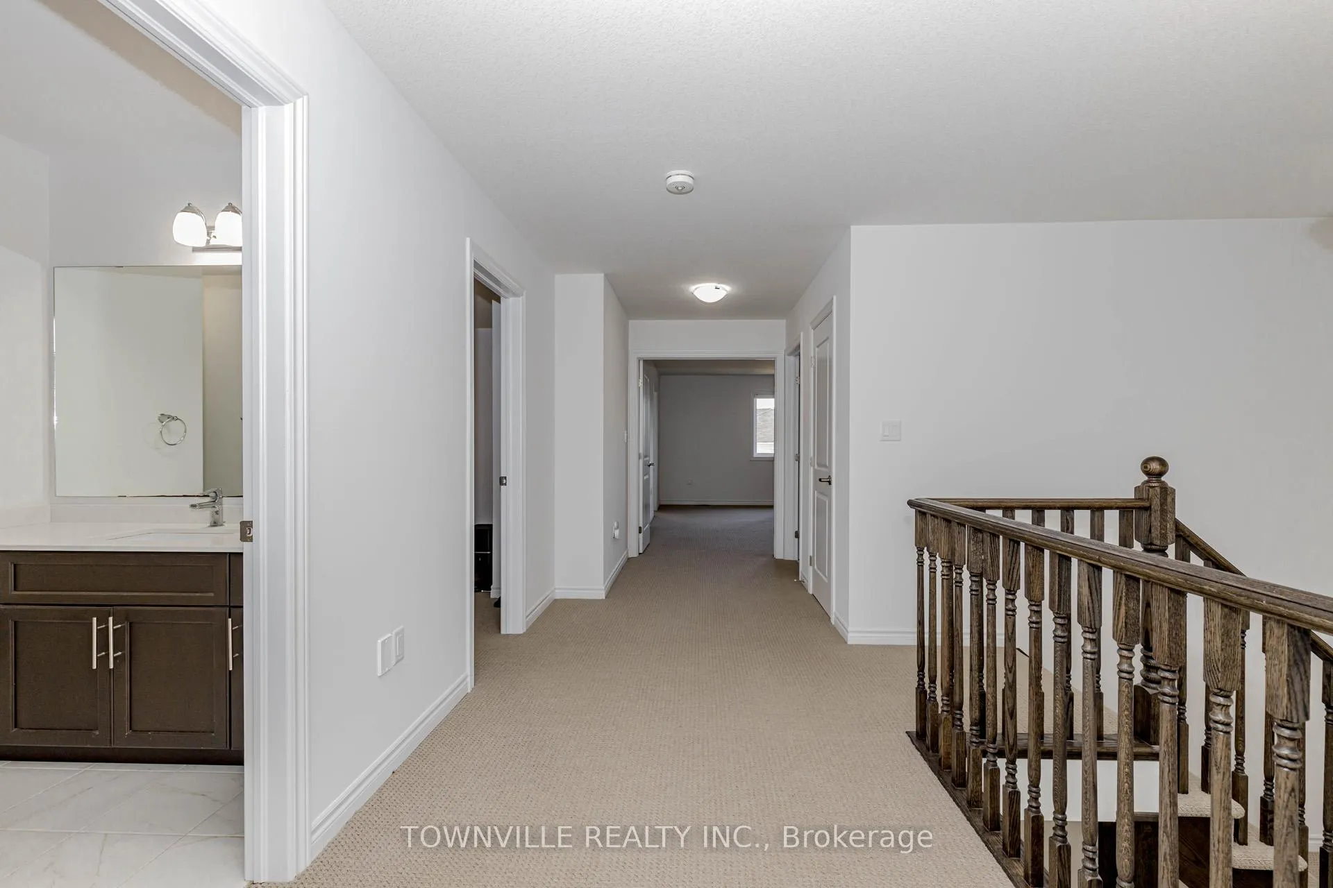 Photo 31 of 460 Blackburn Drive SW, Brantford — HOMEH