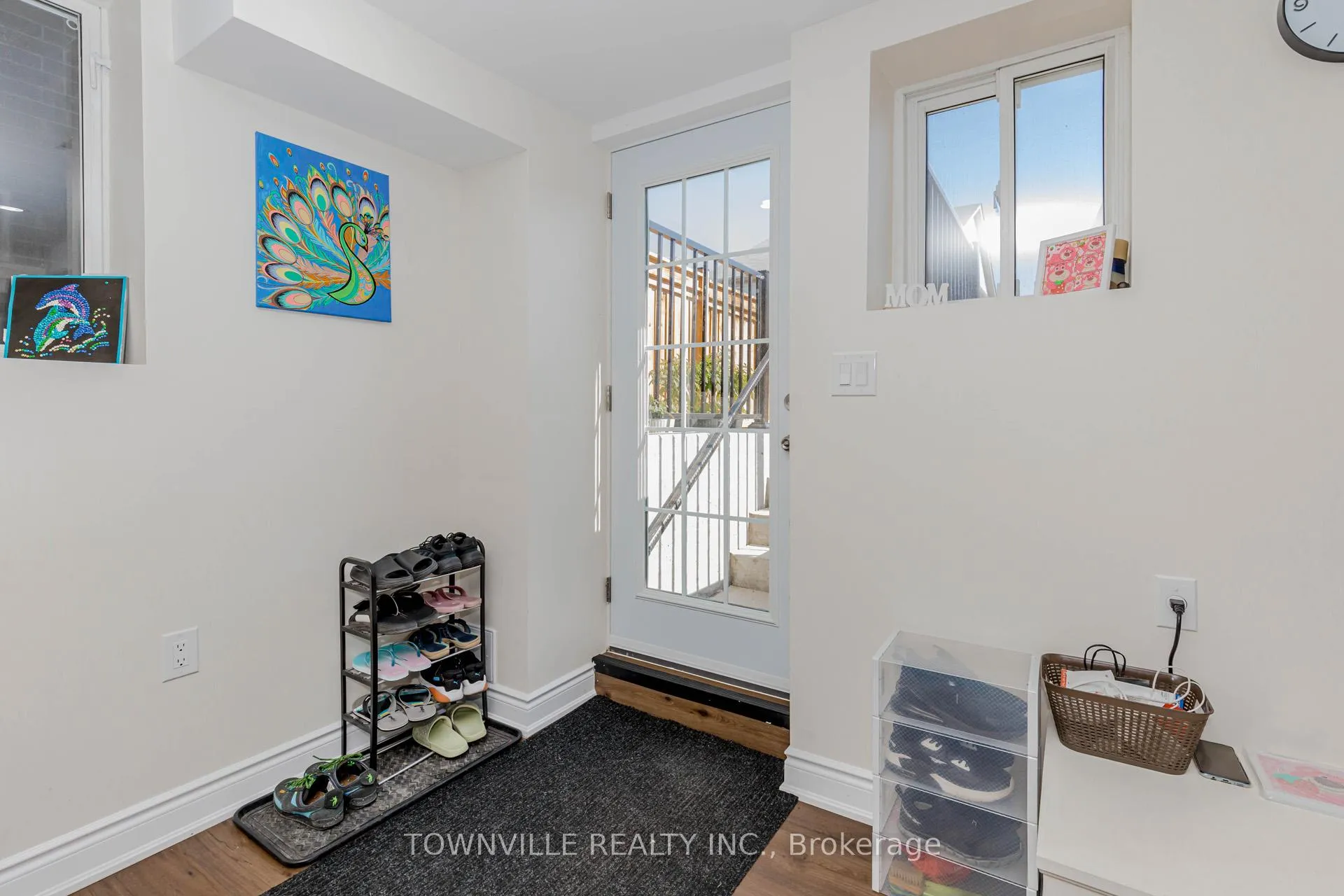 Photo 35 of 460 Blackburn Drive SW, Brantford — HOMEH