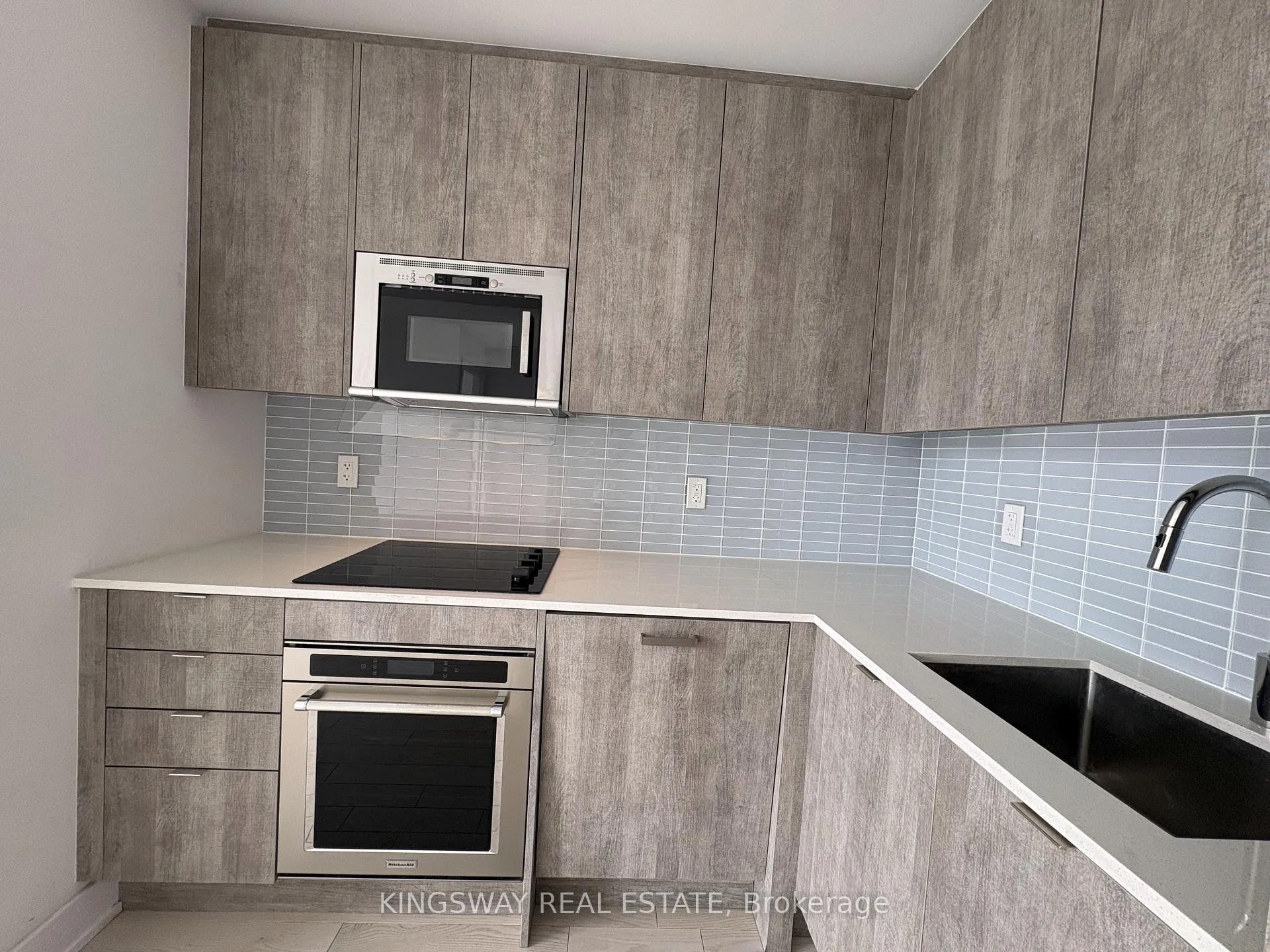 Photo 11 of Unit 610, 181 Bedford Road, Toronto, The Annex — HOMEH