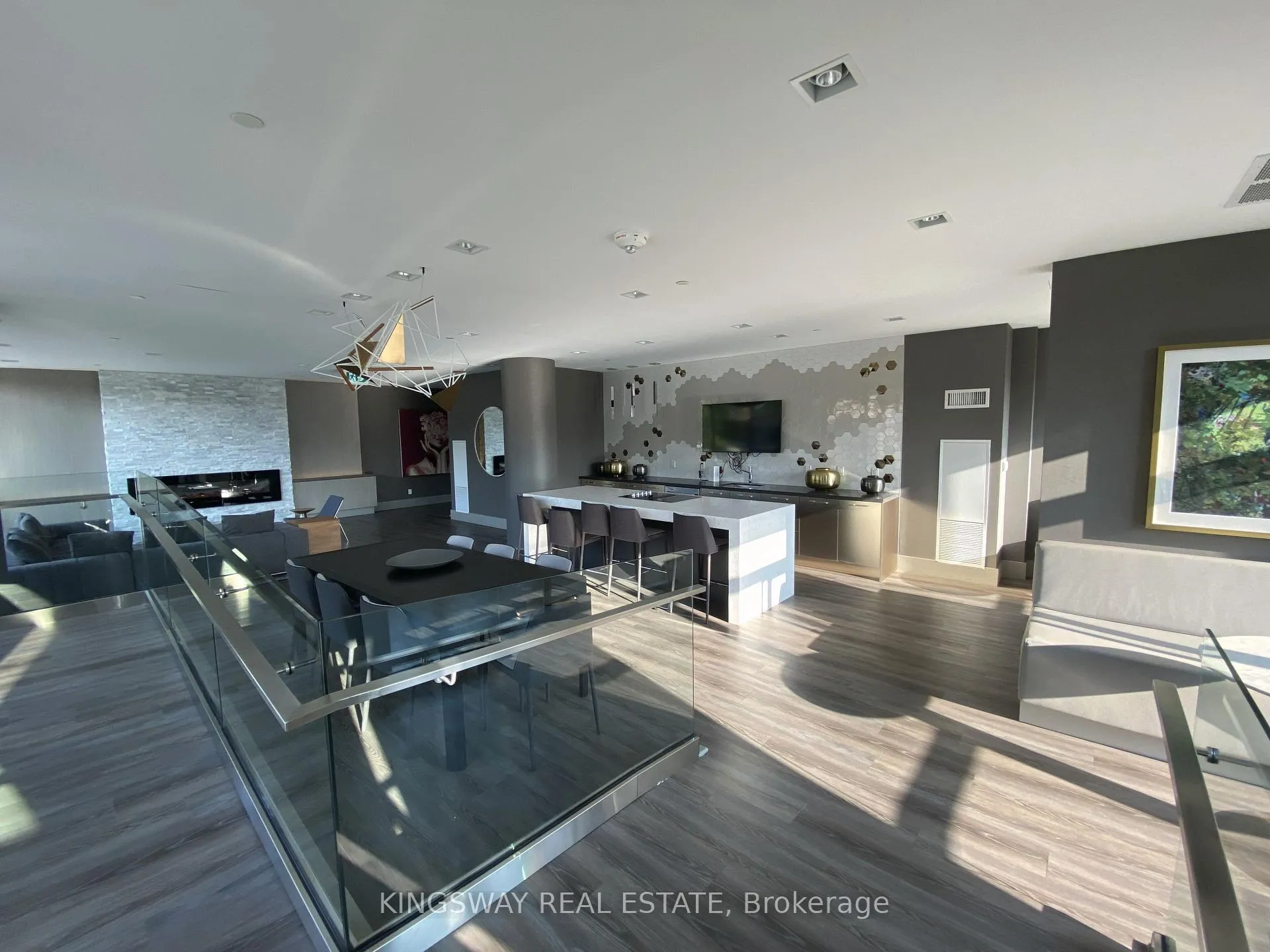 Photo 33 of Unit 610, 181 Bedford Road, Toronto, The Annex — HOMEH