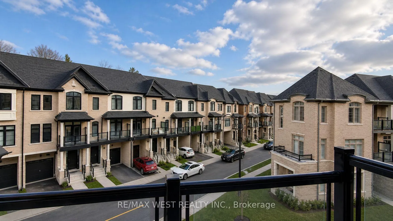 Photo 45 of 58 De La Roche Drive, Vaughan, Vellore Village — HOMEH