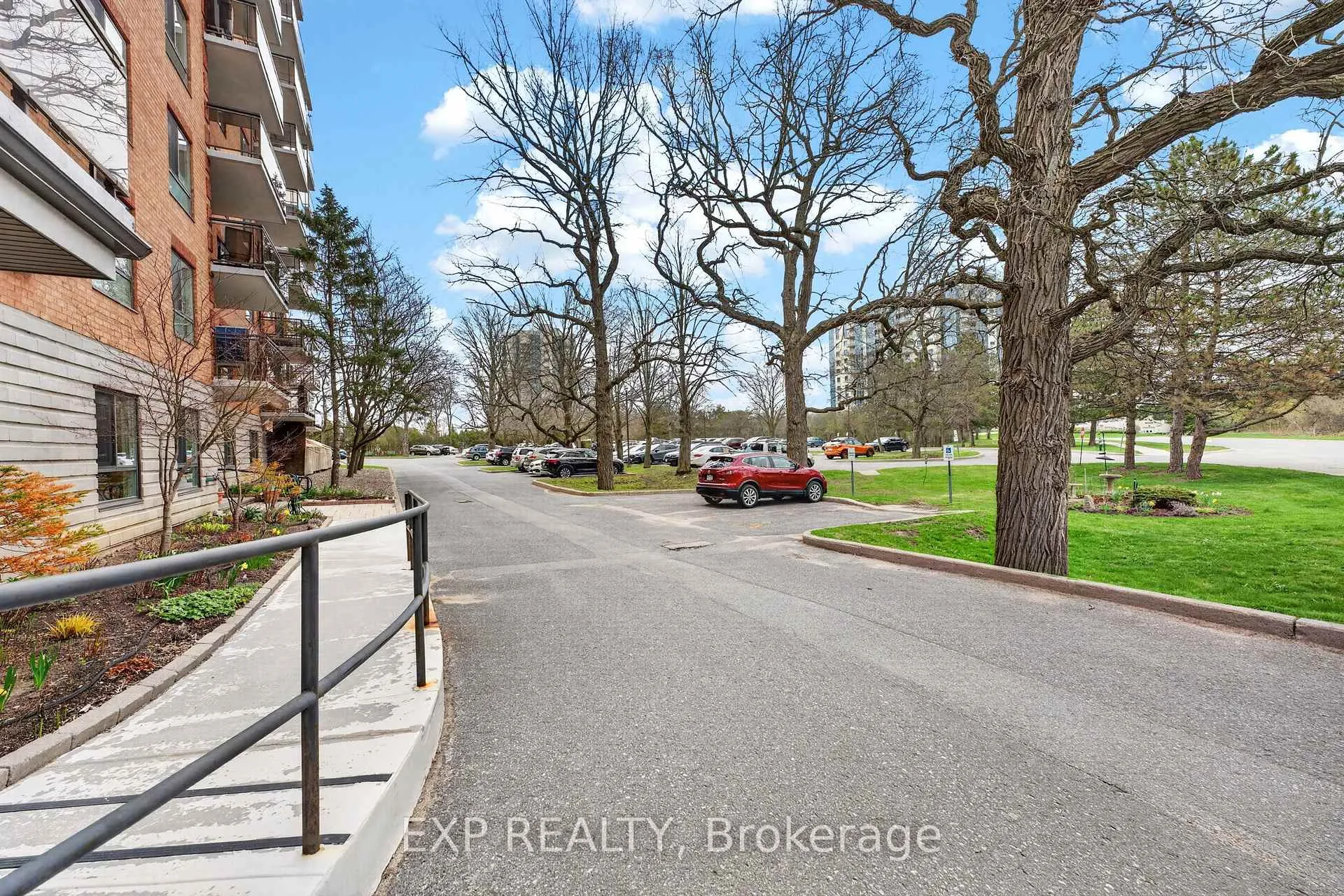 Photo 2 of Unit 201, 115 Barrett Court, Kingston, Kingston East (Incl Barret Crt) — HOMEH