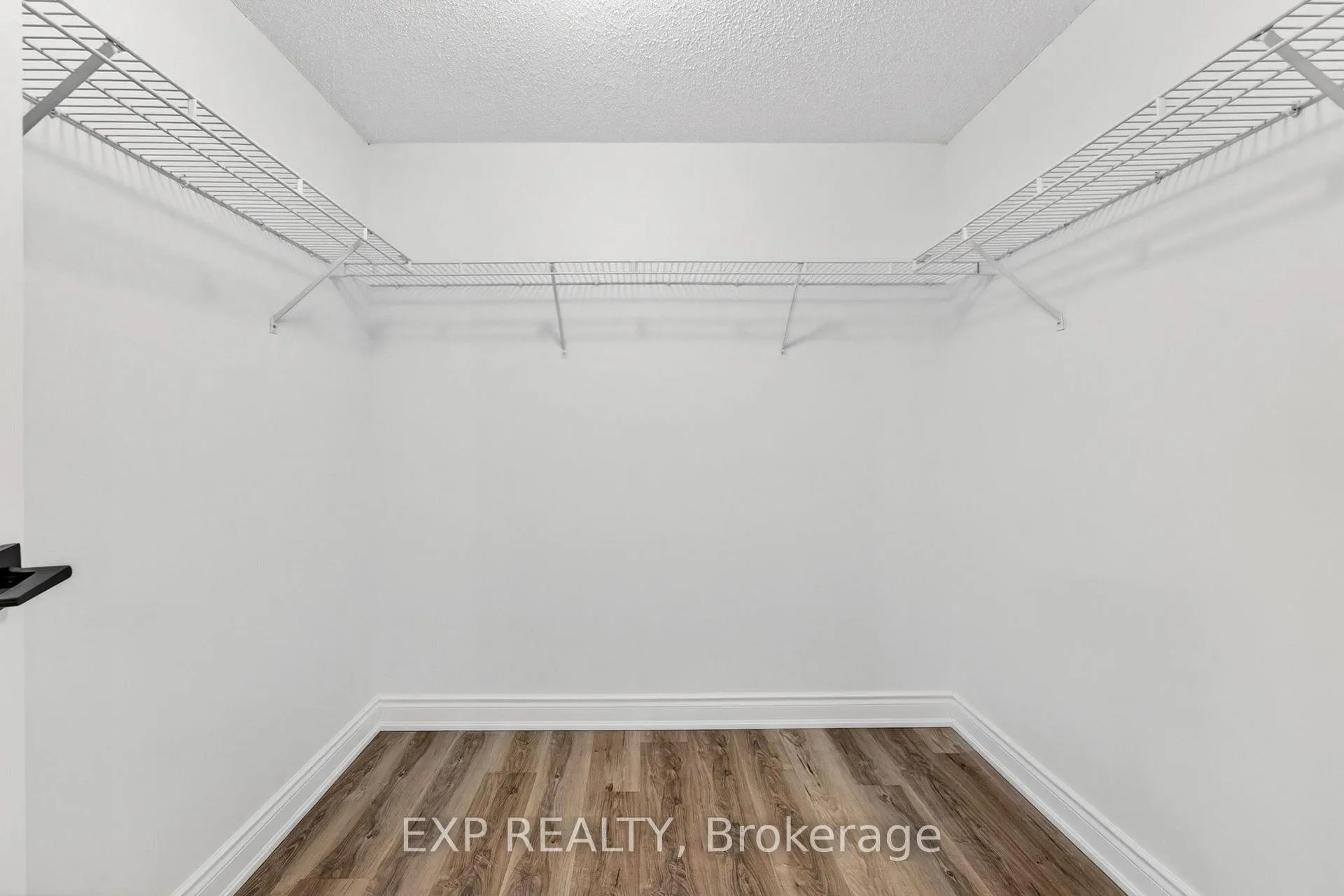 Photo 18 of Unit 201, 115 Barrett Court, Kingston, Kingston East (Incl Barret Crt) — HOMEH