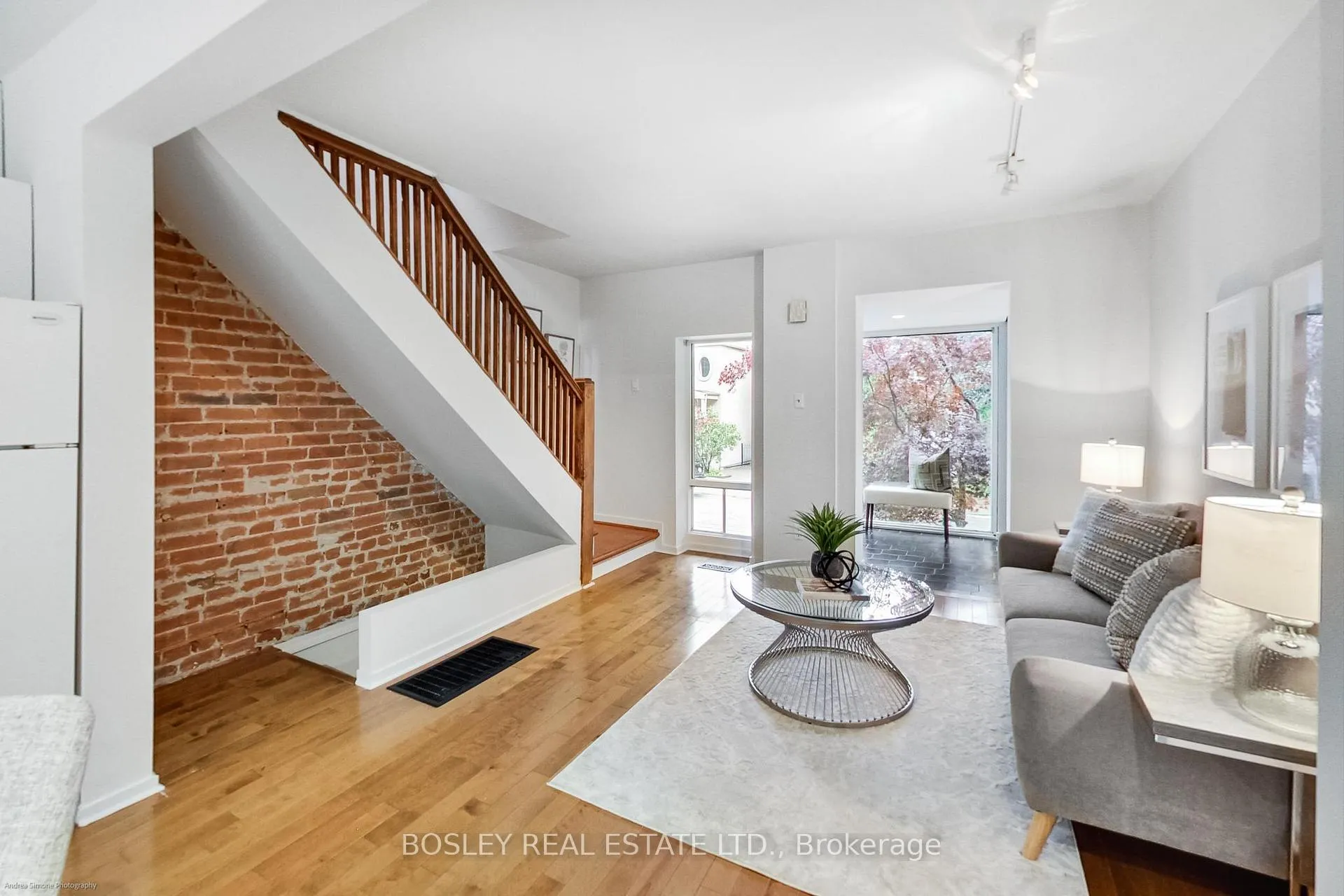 Photo 8 of 140 Helendale Avenue, Toronto, Yonge-Eglinton — HOMEH