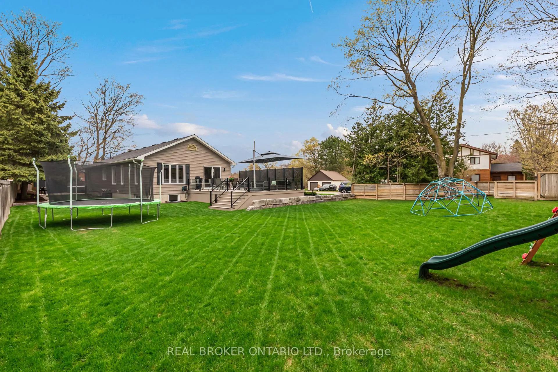 Photo 45 of 5 Emma Street, Caledon, Caledon East — HOMEH