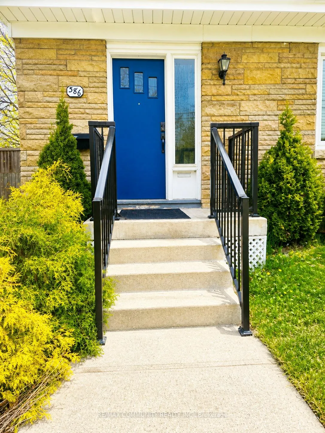 Photo 5 of Unit Main, 386 Whitney Avenue, Hamilton, Ainslie Wood — HOMEH