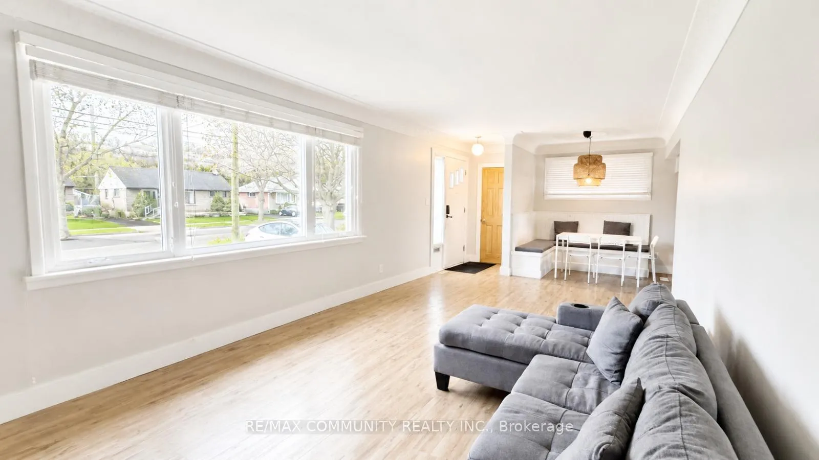Photo 6 of Unit Main, 386 Whitney Avenue, Hamilton, Ainslie Wood — HOMEH