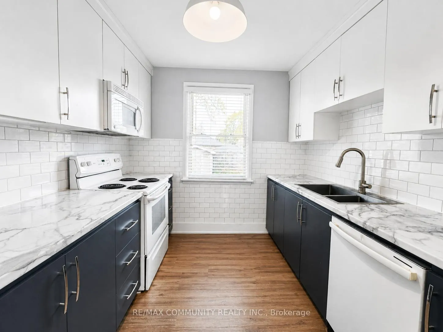 Photo 14 of Unit Main, 386 Whitney Avenue, Hamilton, Ainslie Wood — HOMEH