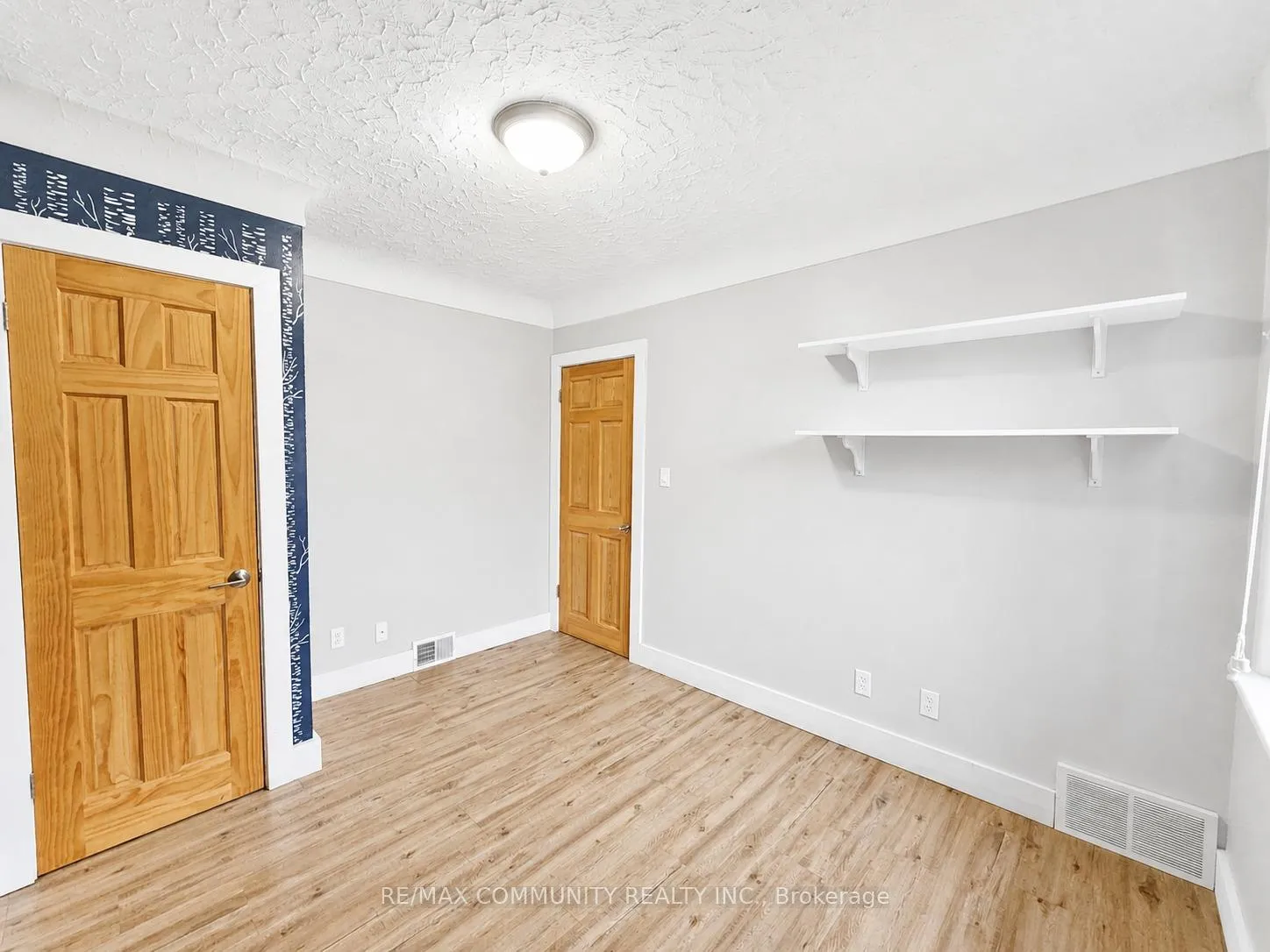Photo 16 of Unit Main, 386 Whitney Avenue, Hamilton, Ainslie Wood — HOMEH