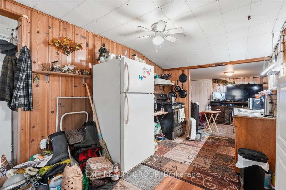 Photo 20 of 59 Cannifton Road N, Belleville, Thurlow Ward — HOMEH