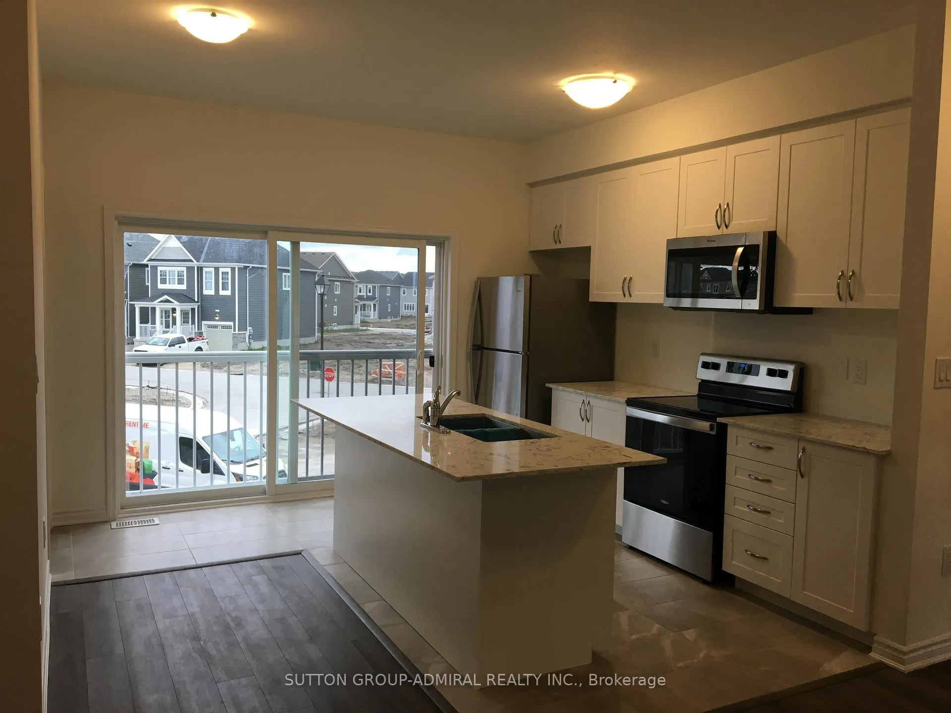 Photo 4 of 81 Sandhill Crane Drive, Wasaga Beach — HOMEH