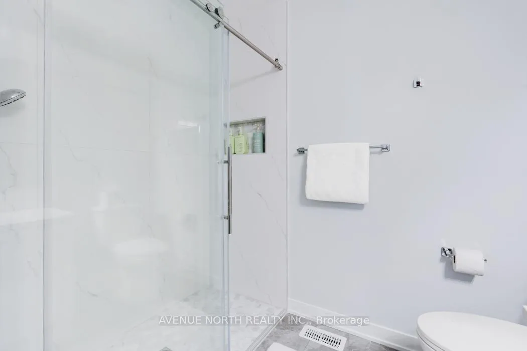 Photo 23 of 702 Hydrus Private, Ottawa, Barrhaven - Half Moon Bay — HOMEH