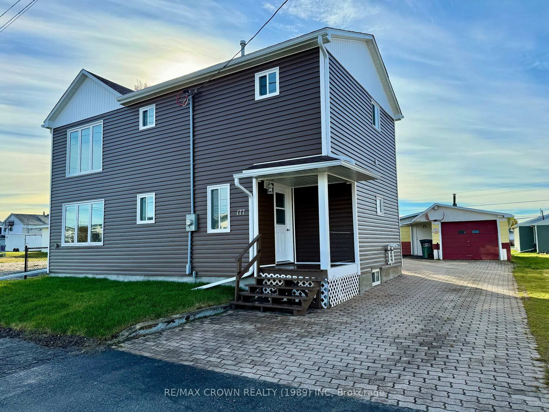Photo of 177 Elaine Avenue