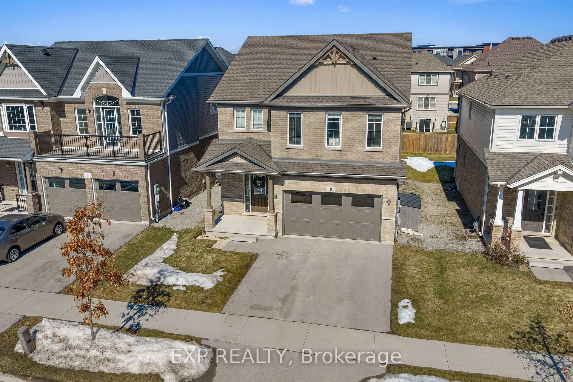 Photo 3 of 9 Marissa Street, Pelham, Fonthill — HOMEH