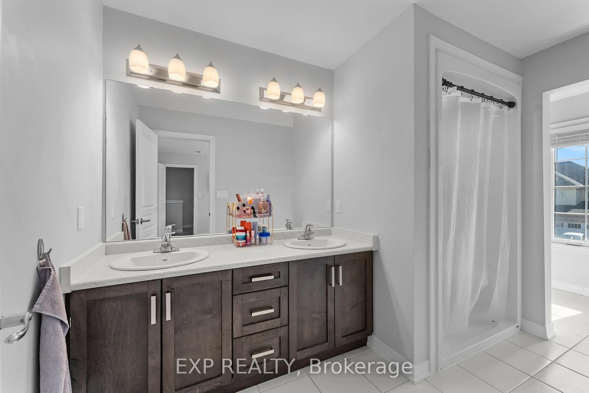 Photo 20 of 9 Marissa Street, Pelham, Fonthill — HOMEH