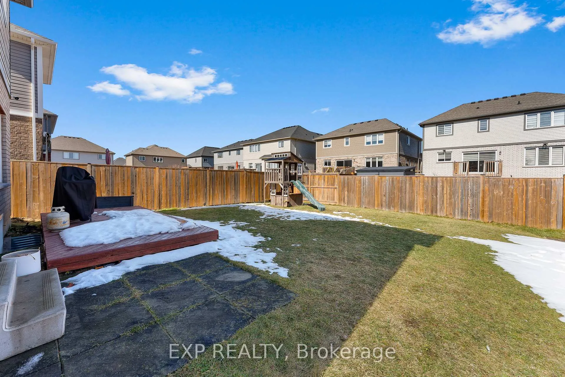 Photo 29 of 9 Marissa Street, Pelham, Fonthill — HOMEH