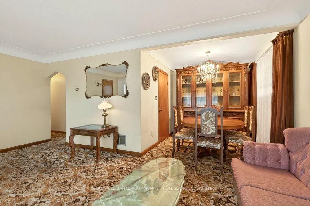 Photo 11 of 14 Callie Road, Hamilton, Hill Park — HOMEH